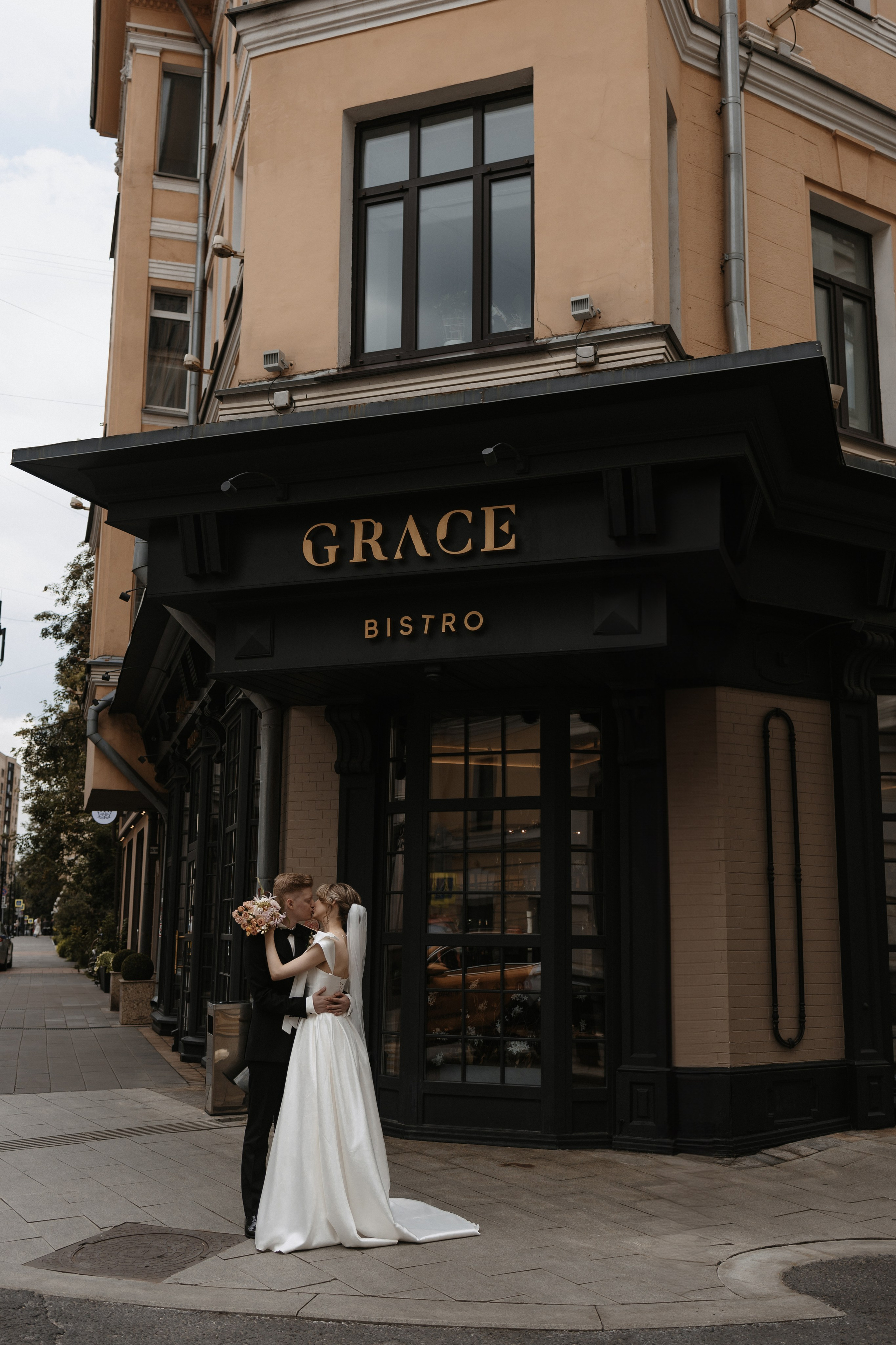 Илья и Ксюша (2024). Свадебный и семейный фотограф в Москве Яна Шувалова