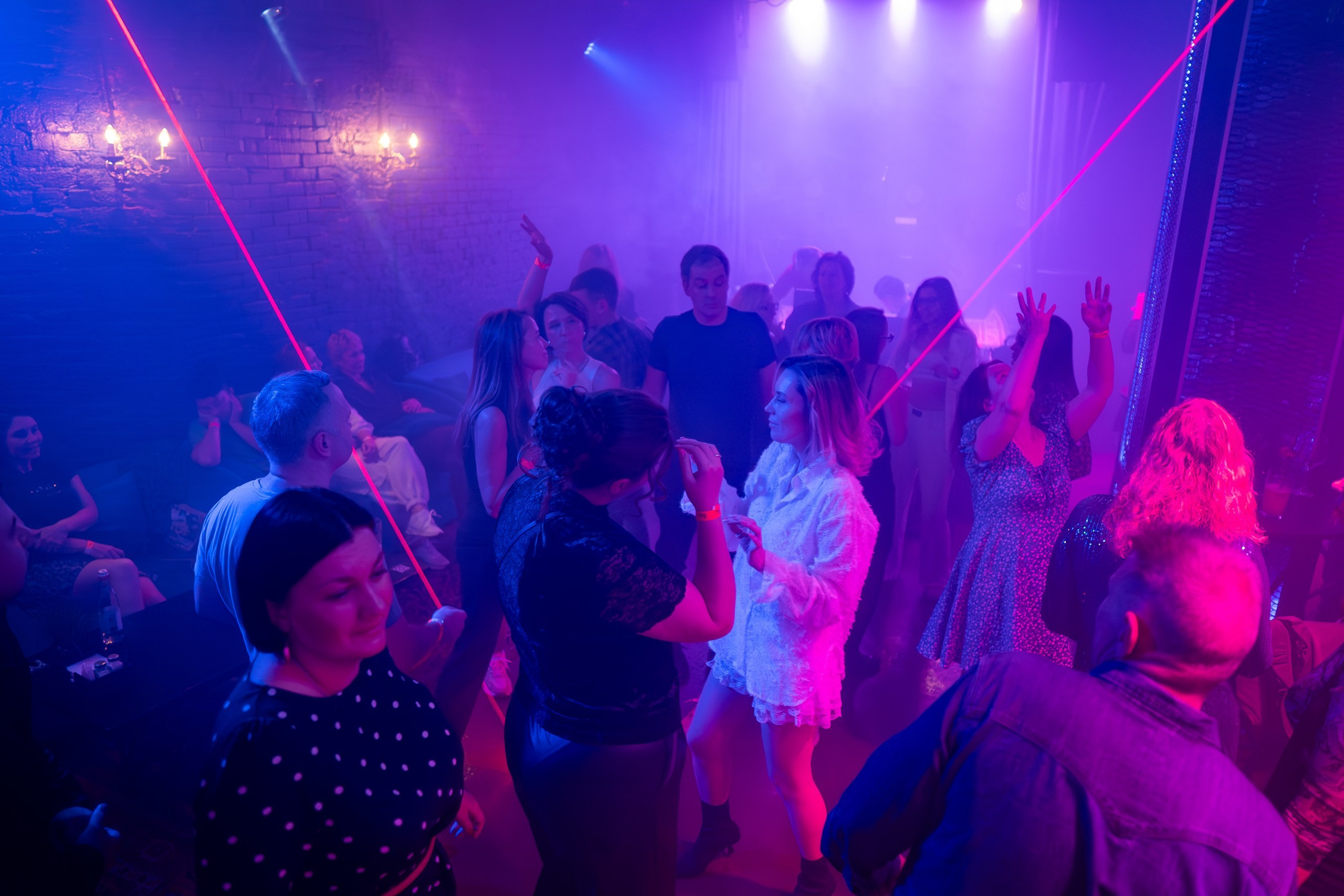 Клубная | 26.09.2025. Галерея Фантим