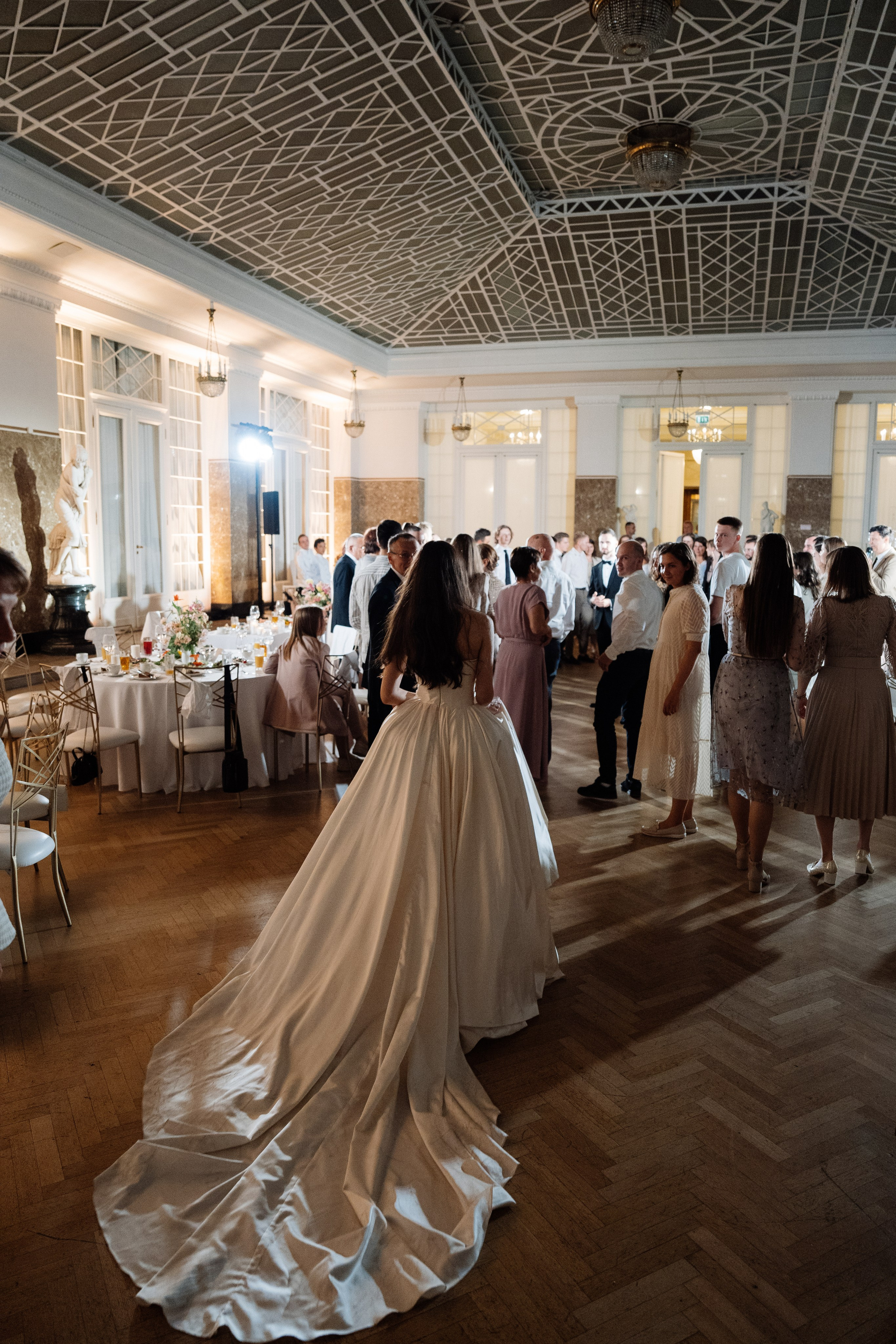 Свадьба в астории. Свадебный фотограф организатор в Санкт-Петербурге Ассоль Опарина