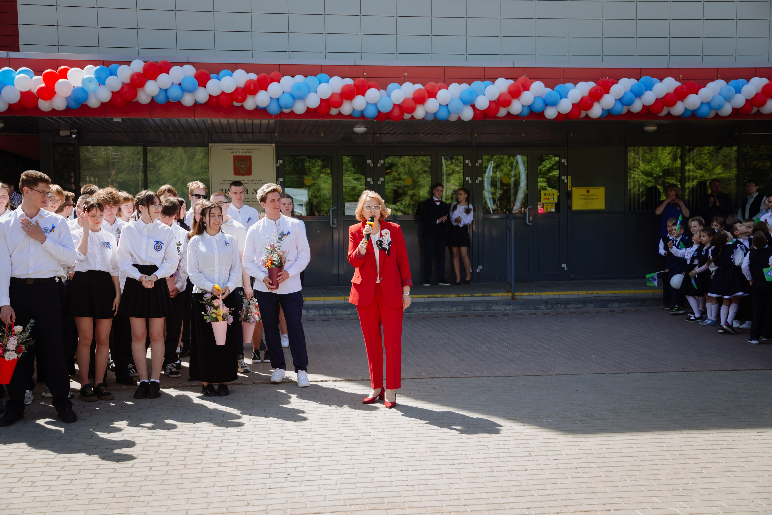 Последний звонок 2024 (2 часа фотосъемки). Профессиональный фотограф Надежда Антонова