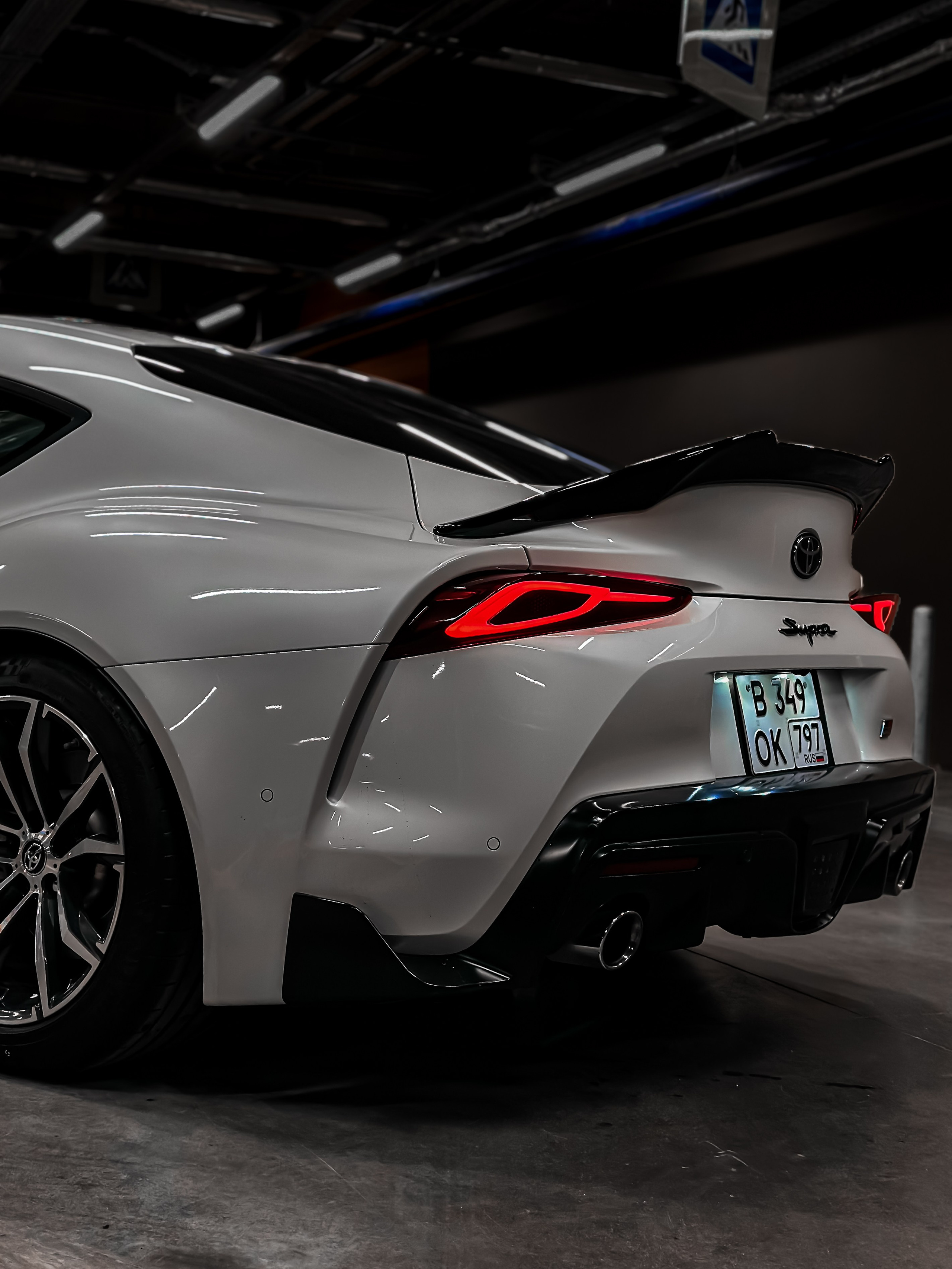 Короткая фотосессия. Toyota Supra. Ирина Санрайз — Автомобильный фотограф в Москве