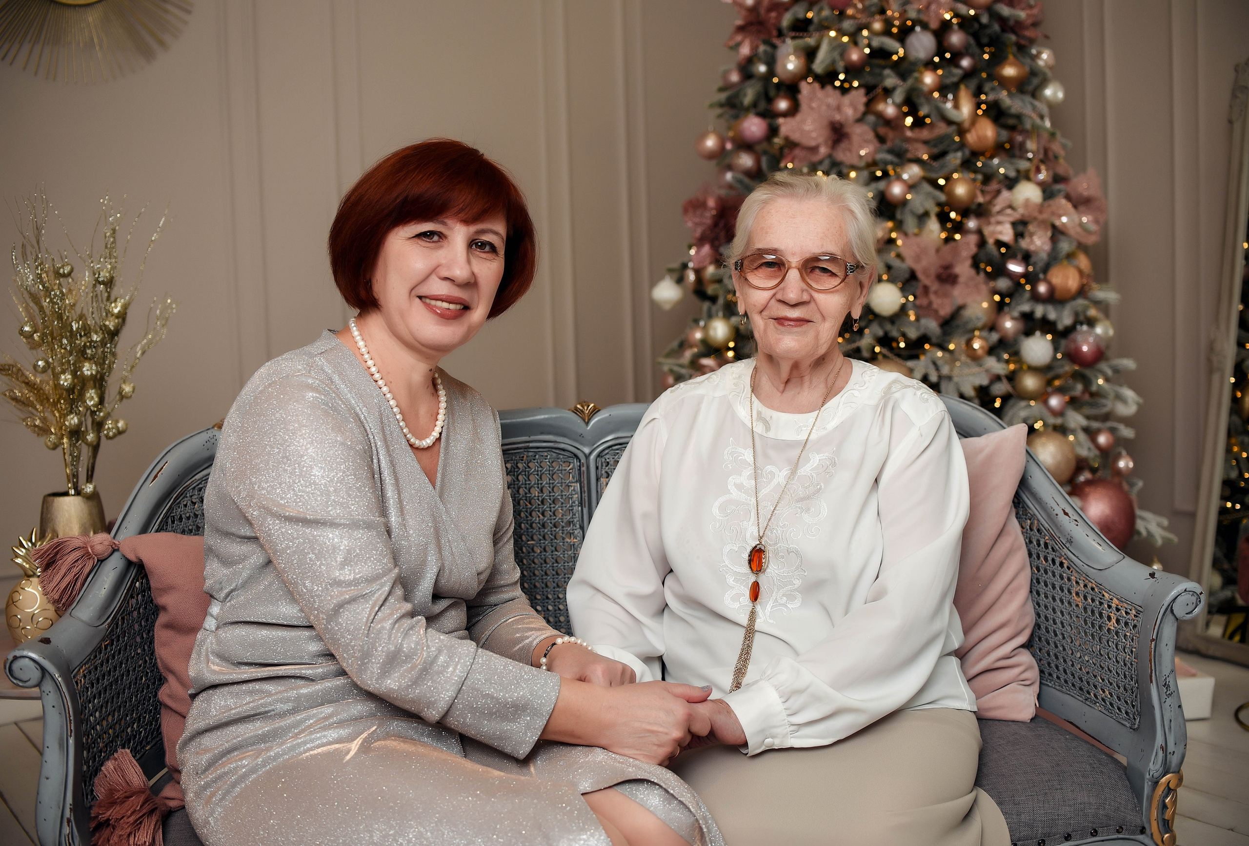 Новогодняя семейная. Свадебный, семейный, детский, контент фотограф в Омске Максим Ильин