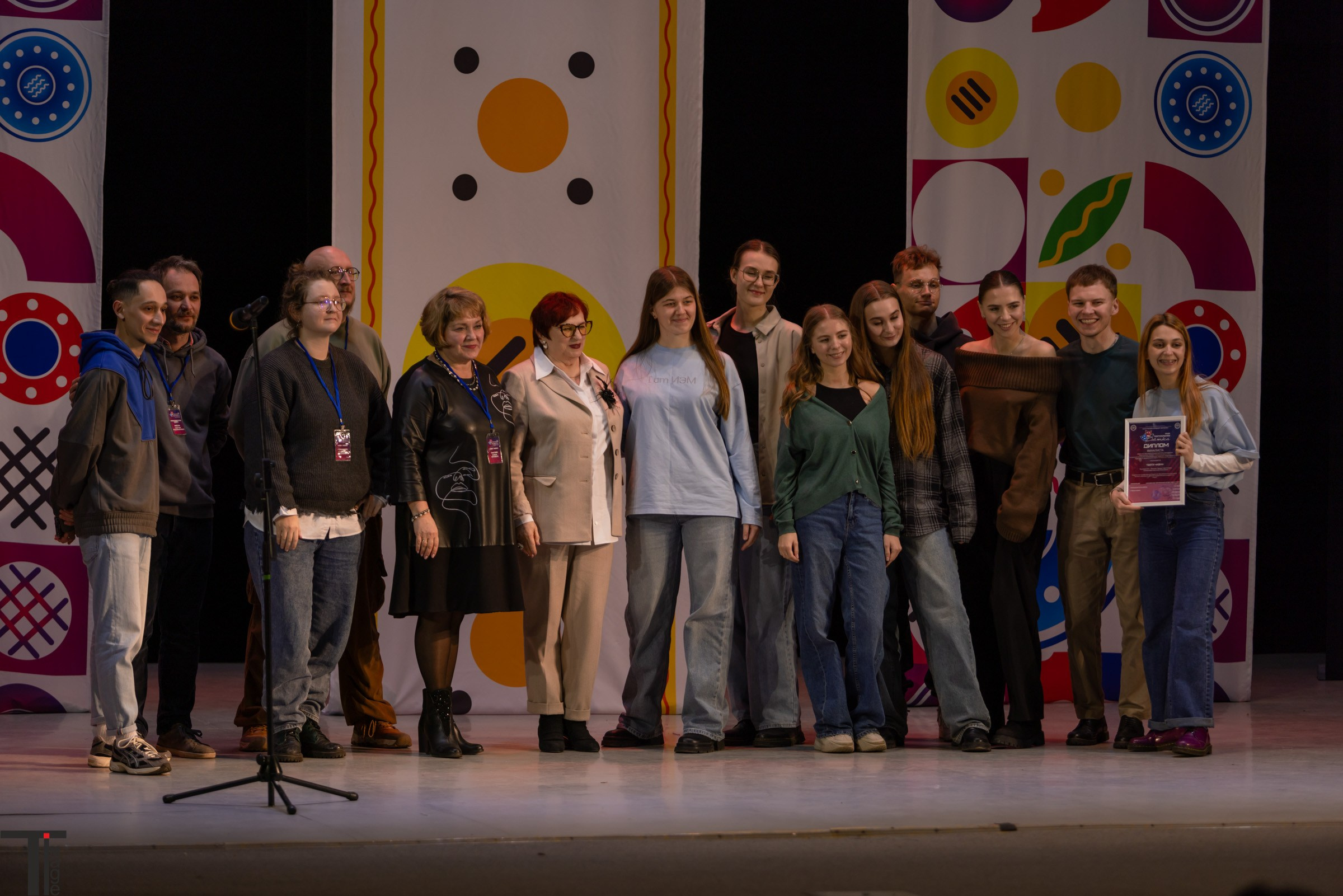 Театральная Вятка 2025. Имидж Технологии — репортажная фотография в Кирове Кировской области. Производство сувенирных магнитов, заливных этикеток и значков