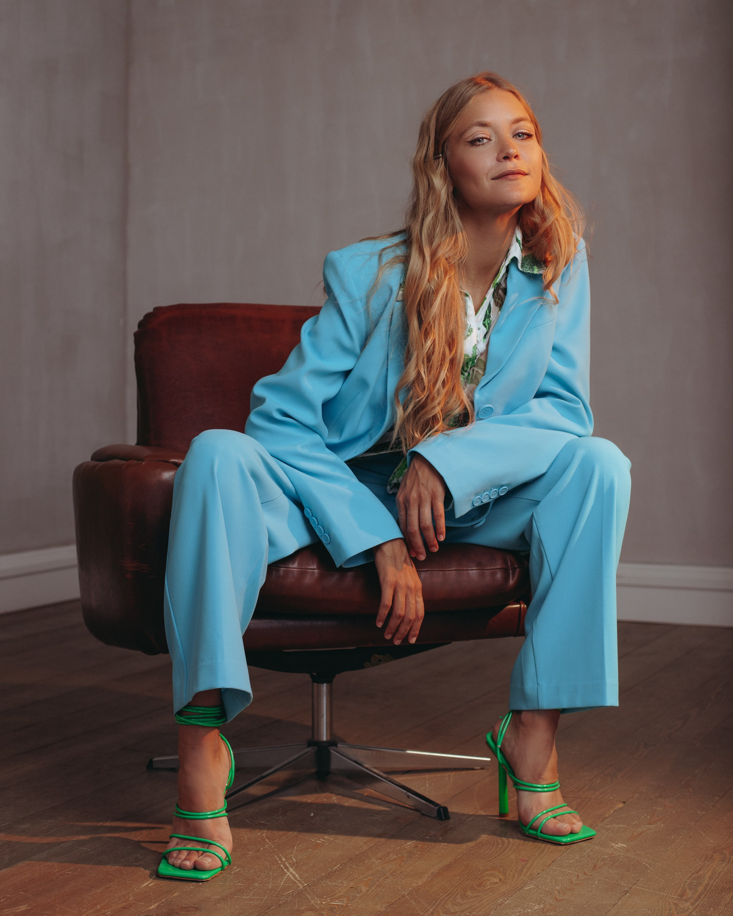 Женская фотосессия недорого, фотограф Москва, фотограф для девушек. Свадебный фотограф Москва. Семейный фотограф. Предметная съемка, съемка одежды