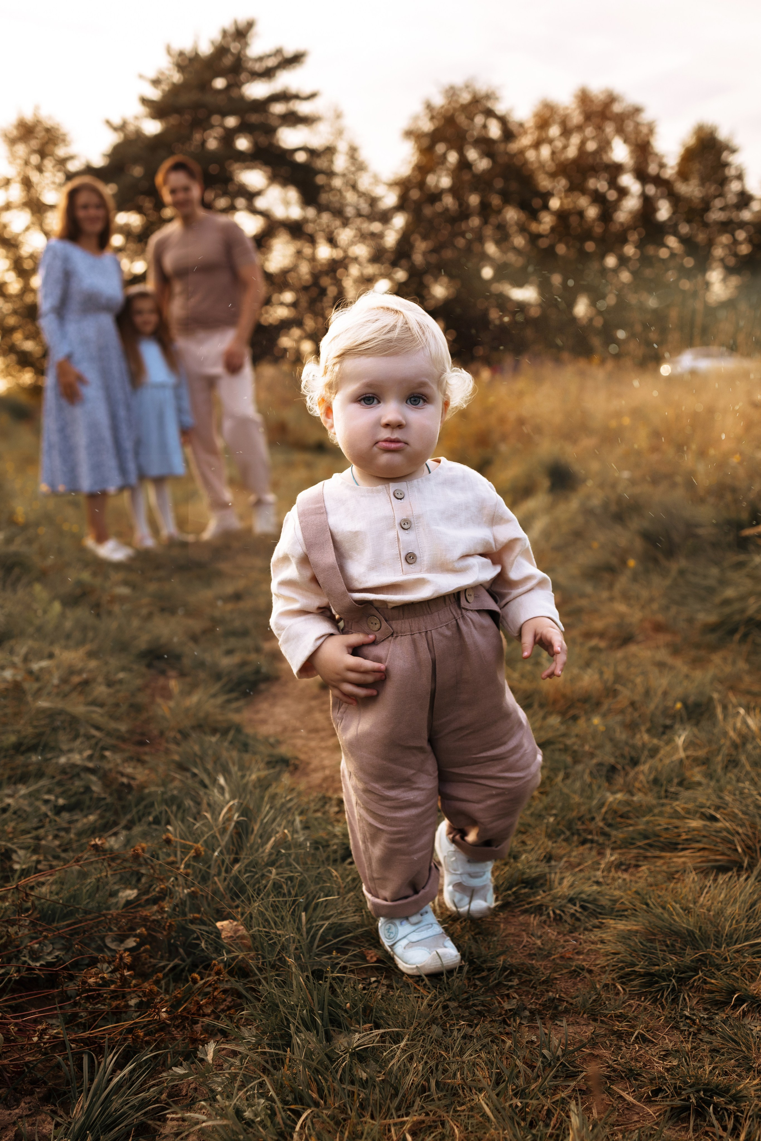 Прогулка на закате. Колесникова Татьяна. Фотограф новорожденных Щёлково, Москва, Королев