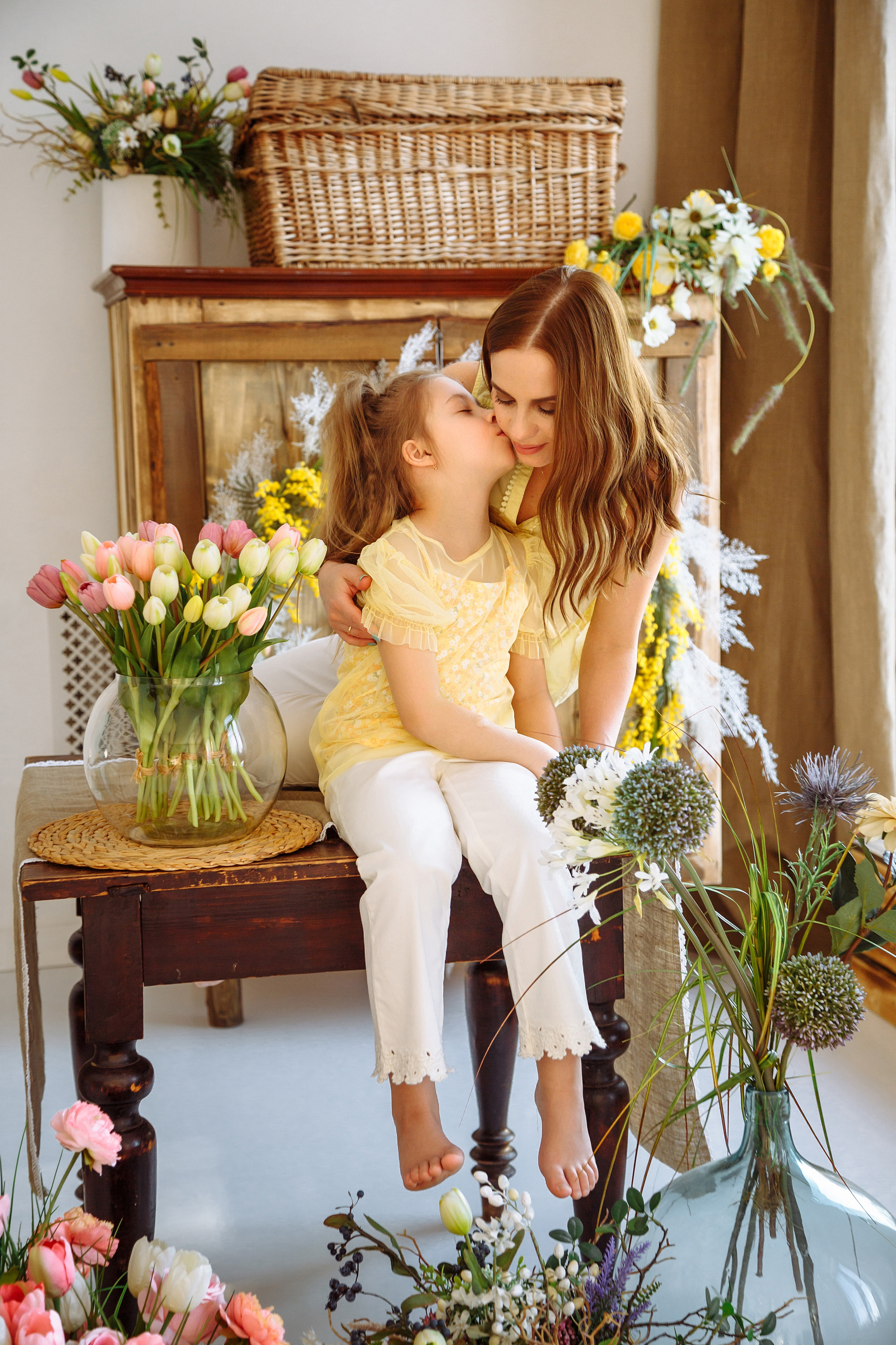 Яна и Аня (фотодень «Весна»). Фотограф новорожденных Тверь Диана Муляева