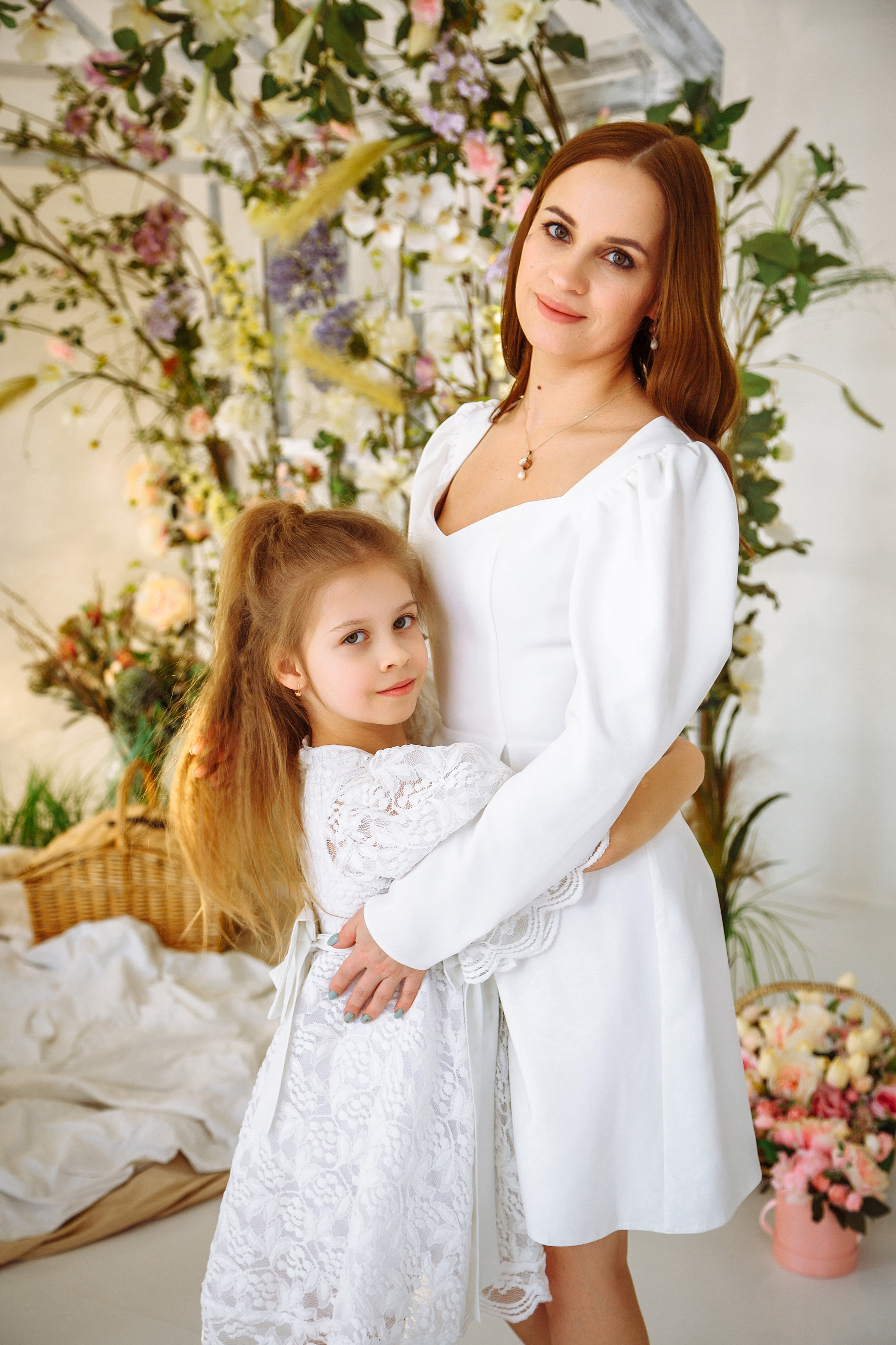 Яна и Аня (фотодень «Весна»). Фотограф новорожденных Тверь Диана Муляева