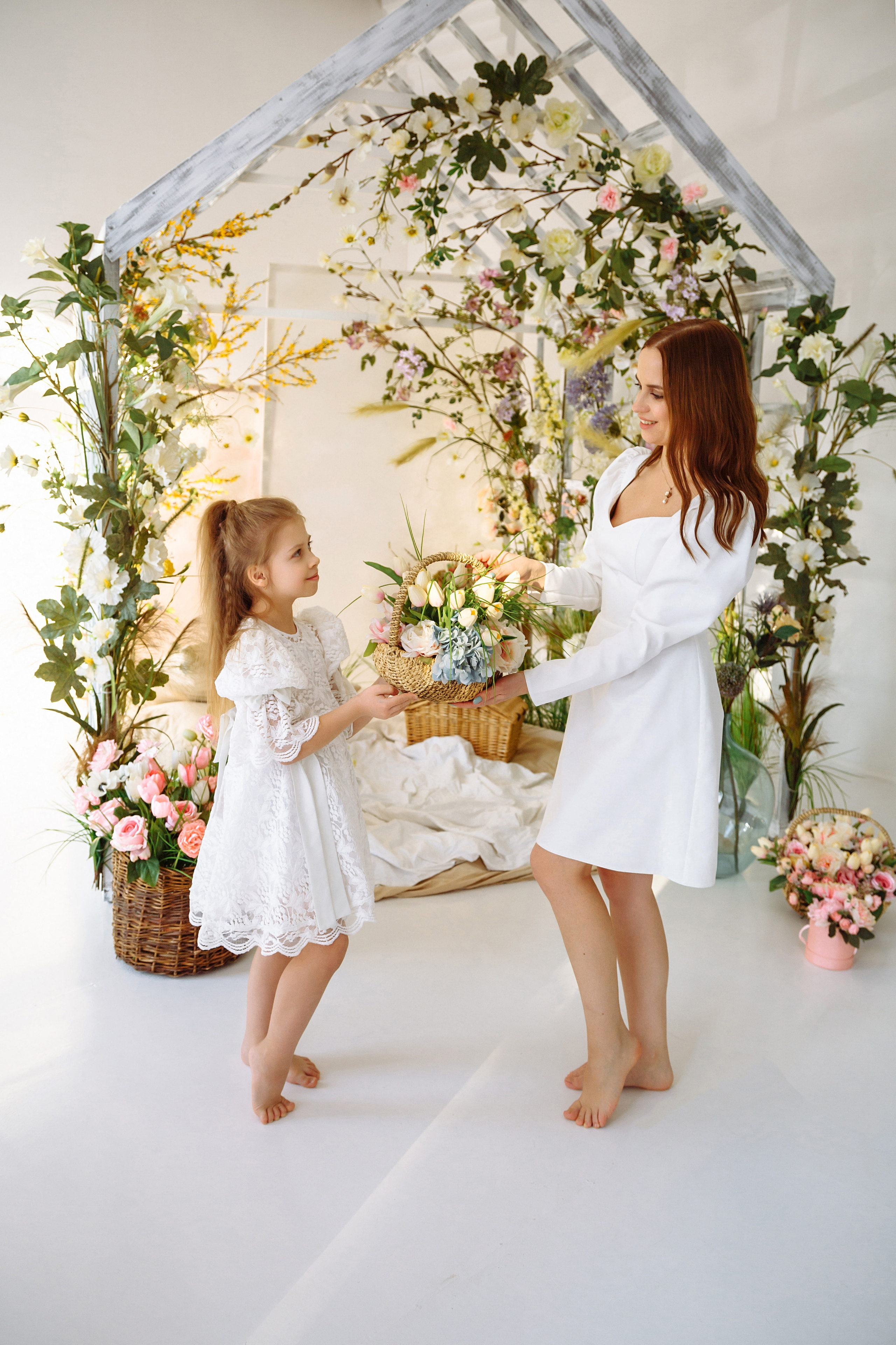 Яна и Аня (фотодень «Весна»). Фотограф новорожденных Тверь Диана Муляева