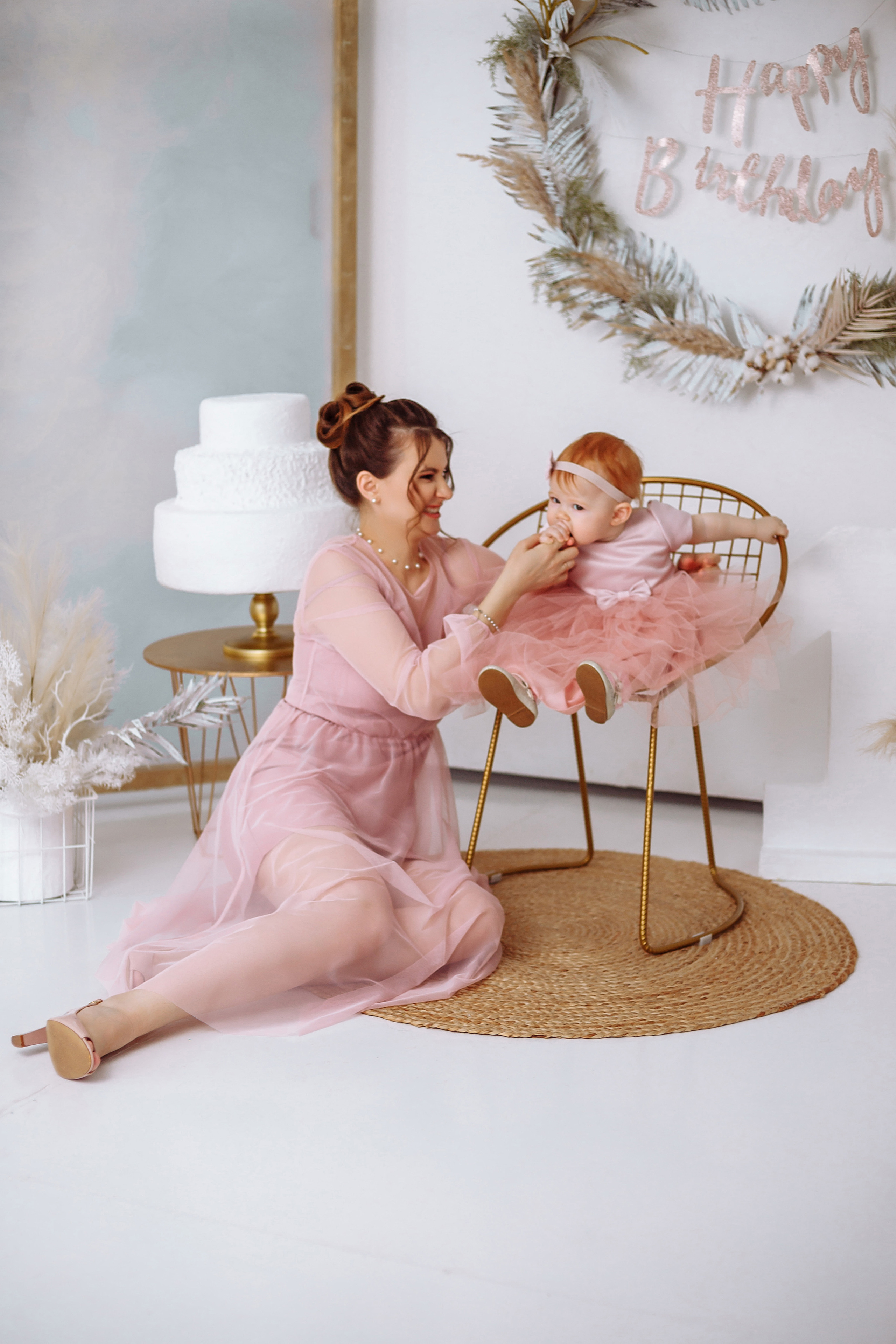 Годик Василисы. Фотограф новорожденных Тверь Диана Муляева