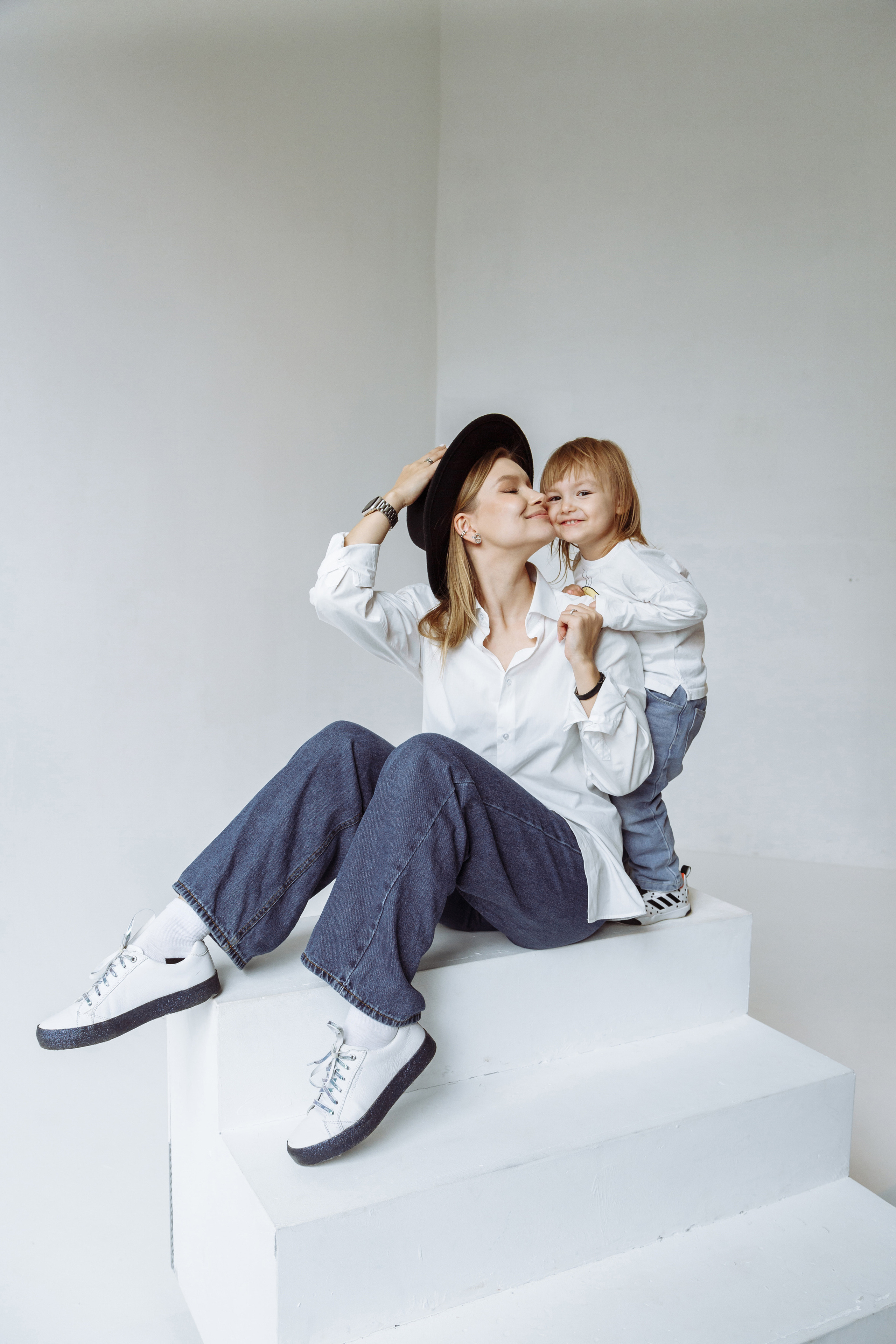 Полина и Ева. Фотограф новорожденных Тверь Диана Муляева