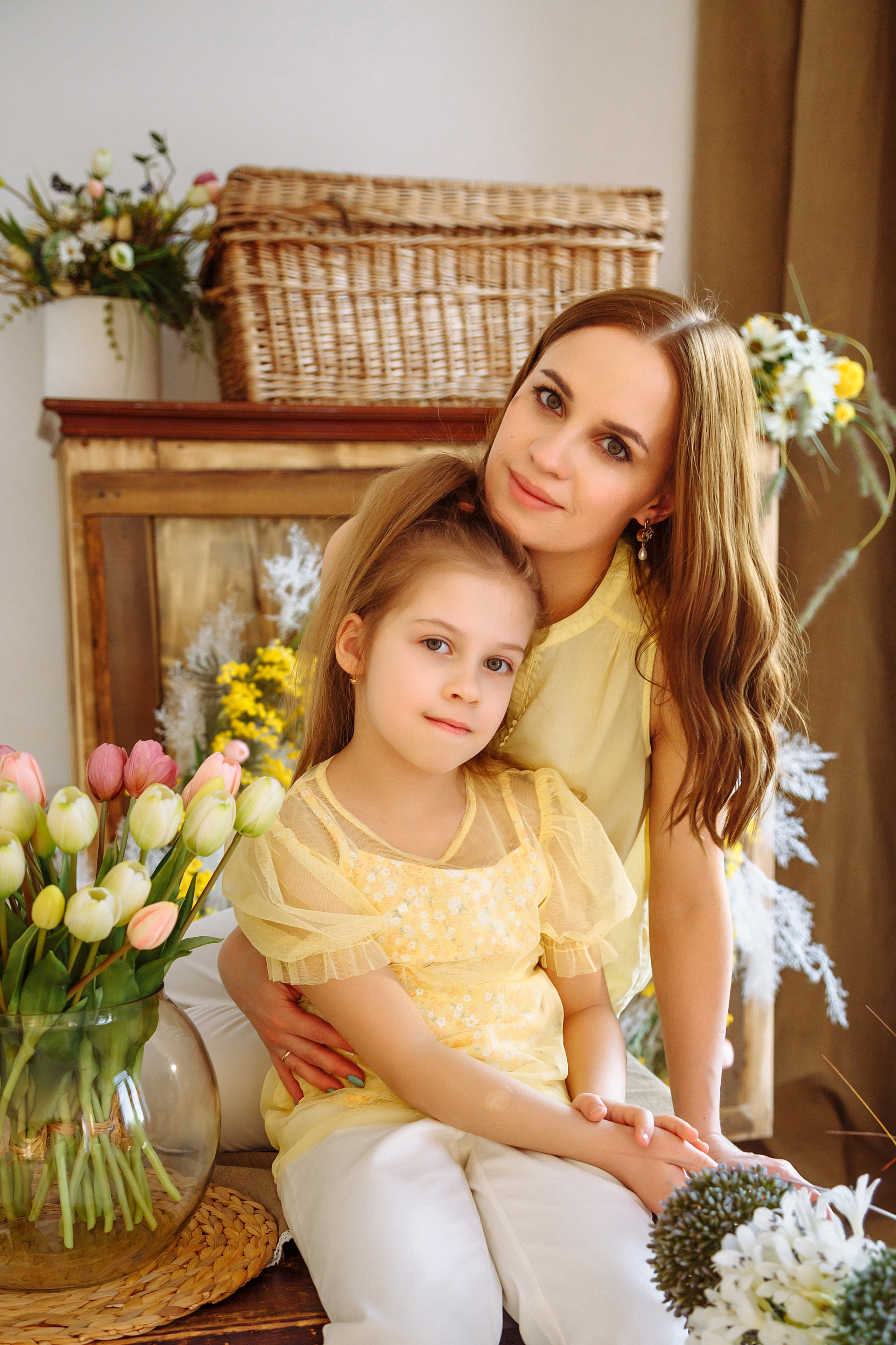 Яна и Аня (фотодень «Весна»). Фотограф новорожденных Тверь Диана Муляева