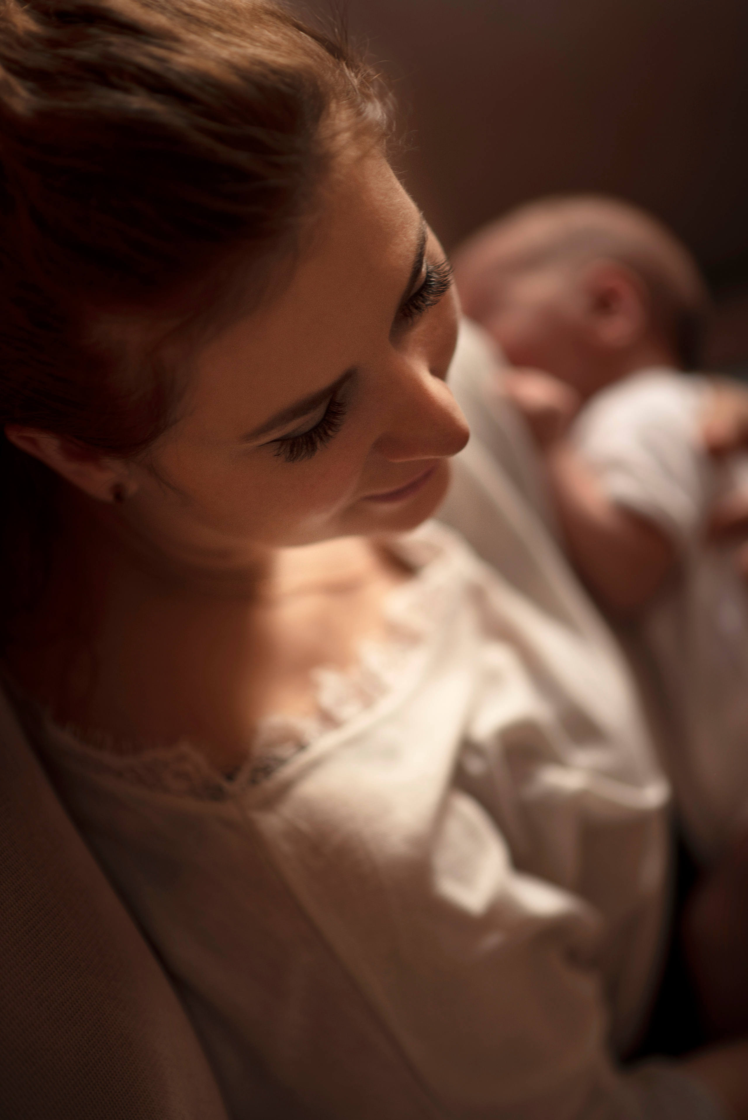 Съёмка семьи с новорожденным или малышом на ГВ. Семейный и детский фотограф в Москве Анна Оськина