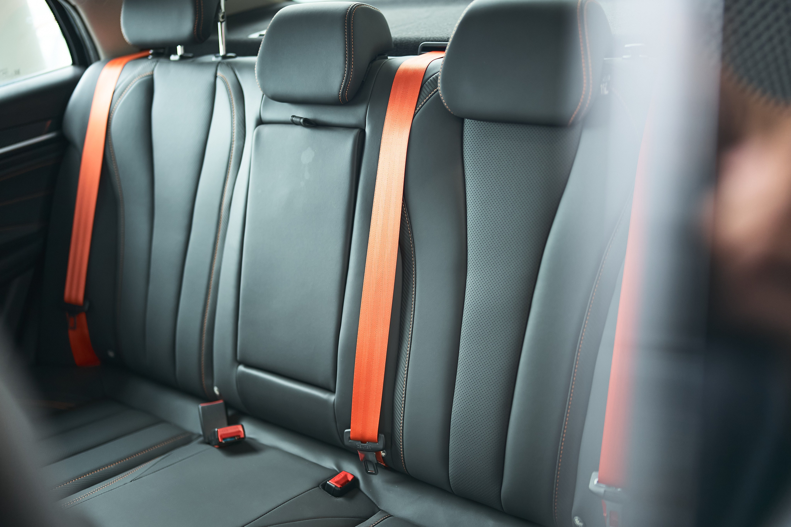 Автосалон «Боравто». Фотограф Олег Сотник