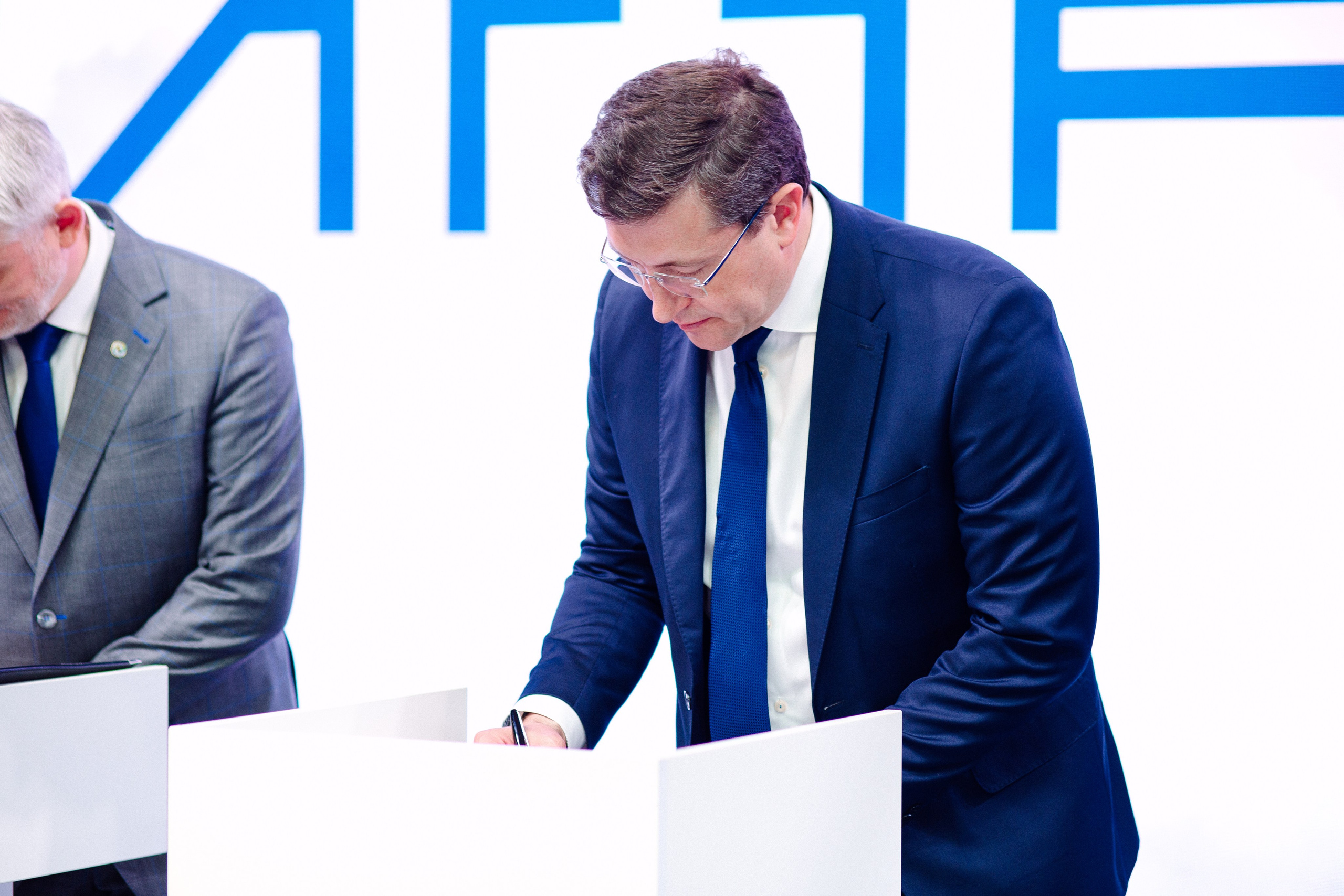 Фотограф на мероприятие в Нижнем Новгороде. Репортажный фотограф в Нижнем Новгороде. Фотограф на юбилей. Фотограф на день рождения. Фотограф конференций в Нижнем Новгороде. Спортивный фотограф в Нижнем Новгороде. Глеб Никитин.