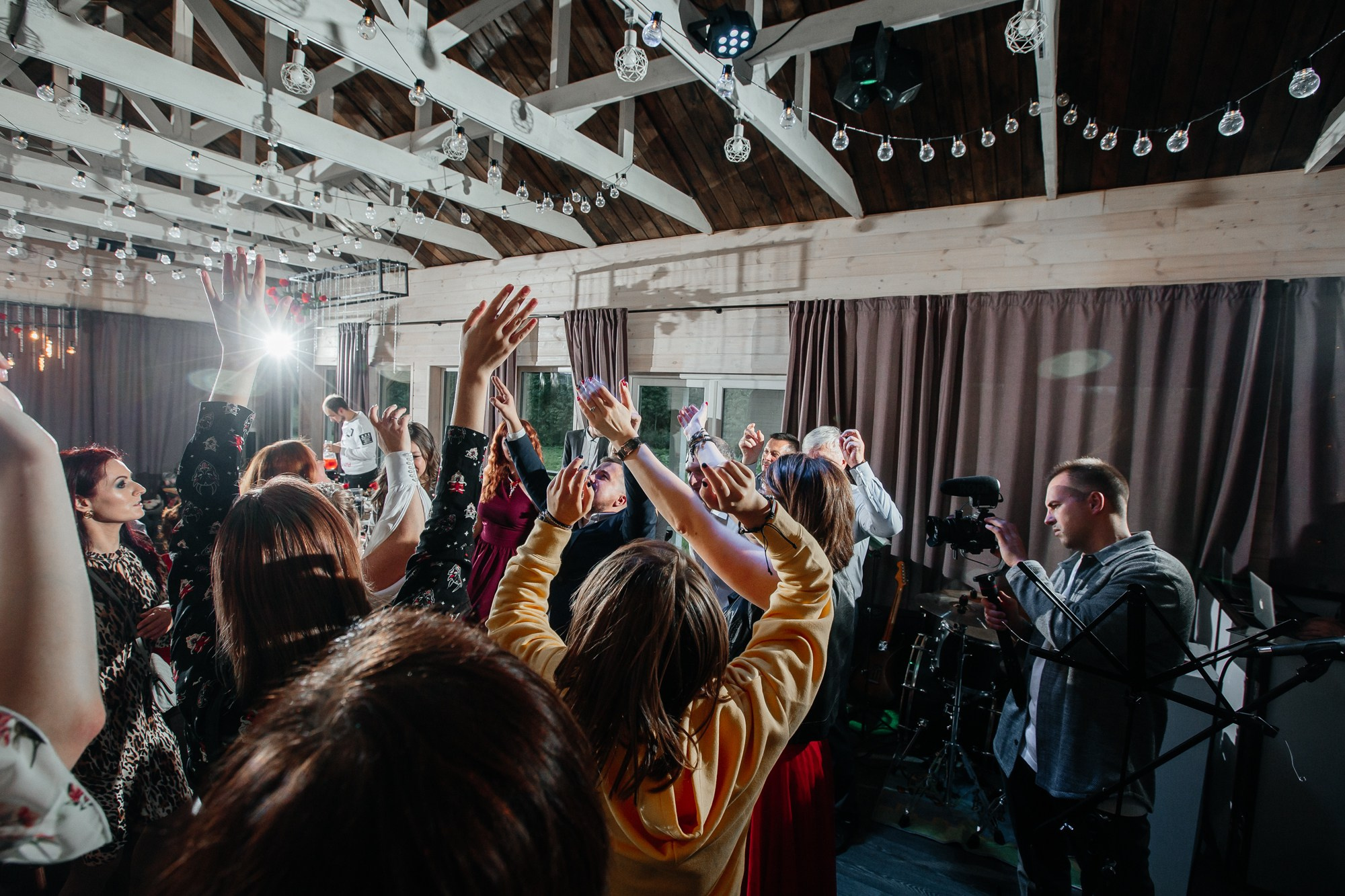 Свадебная съемка Северодвинск в стиле рок. Свадебный фотограф в Архангельске и Северодвинске