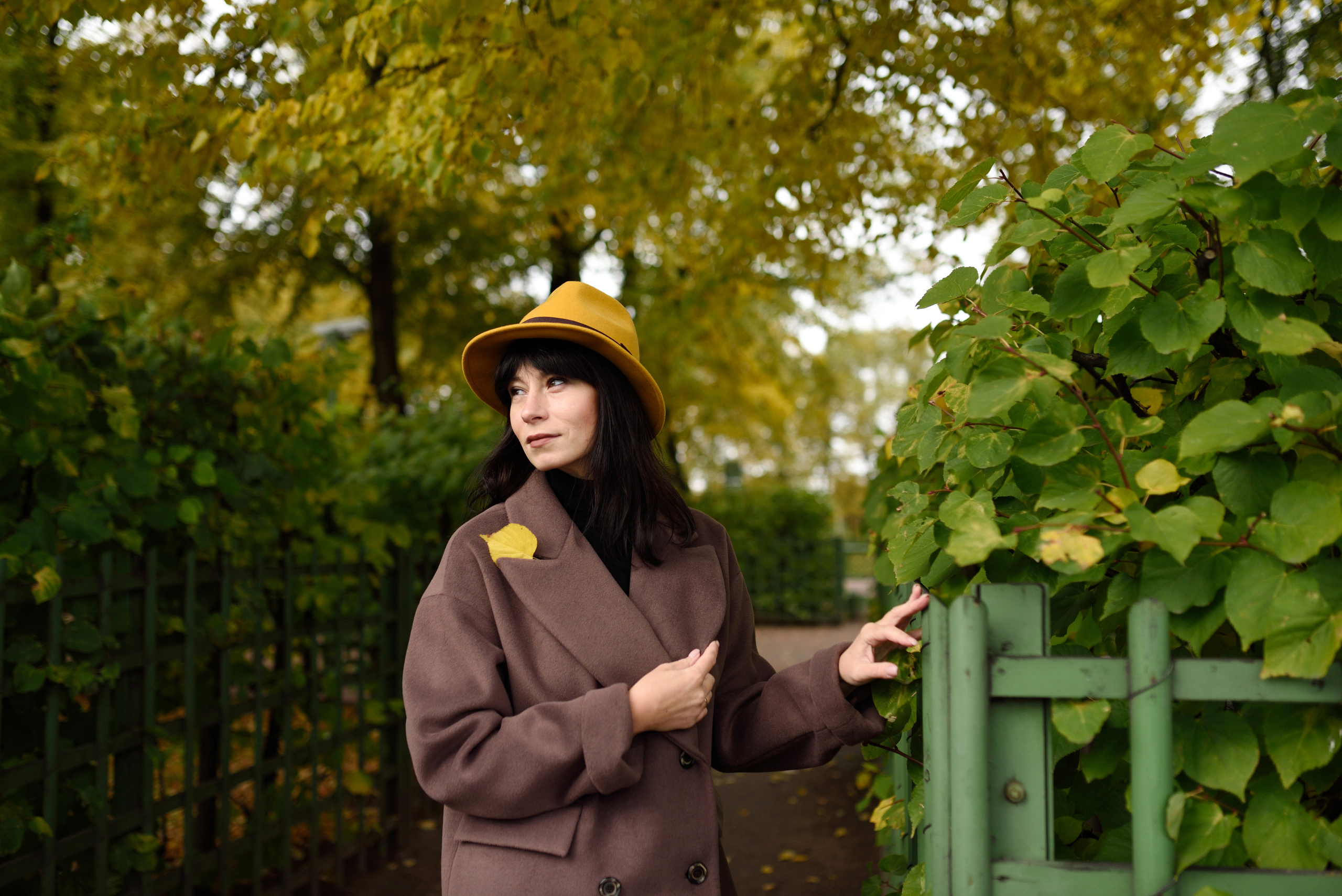 Прогулка в Летнем саду с Юлей. Фотограф в Санкт Петербурге Александра Вильдгрубе