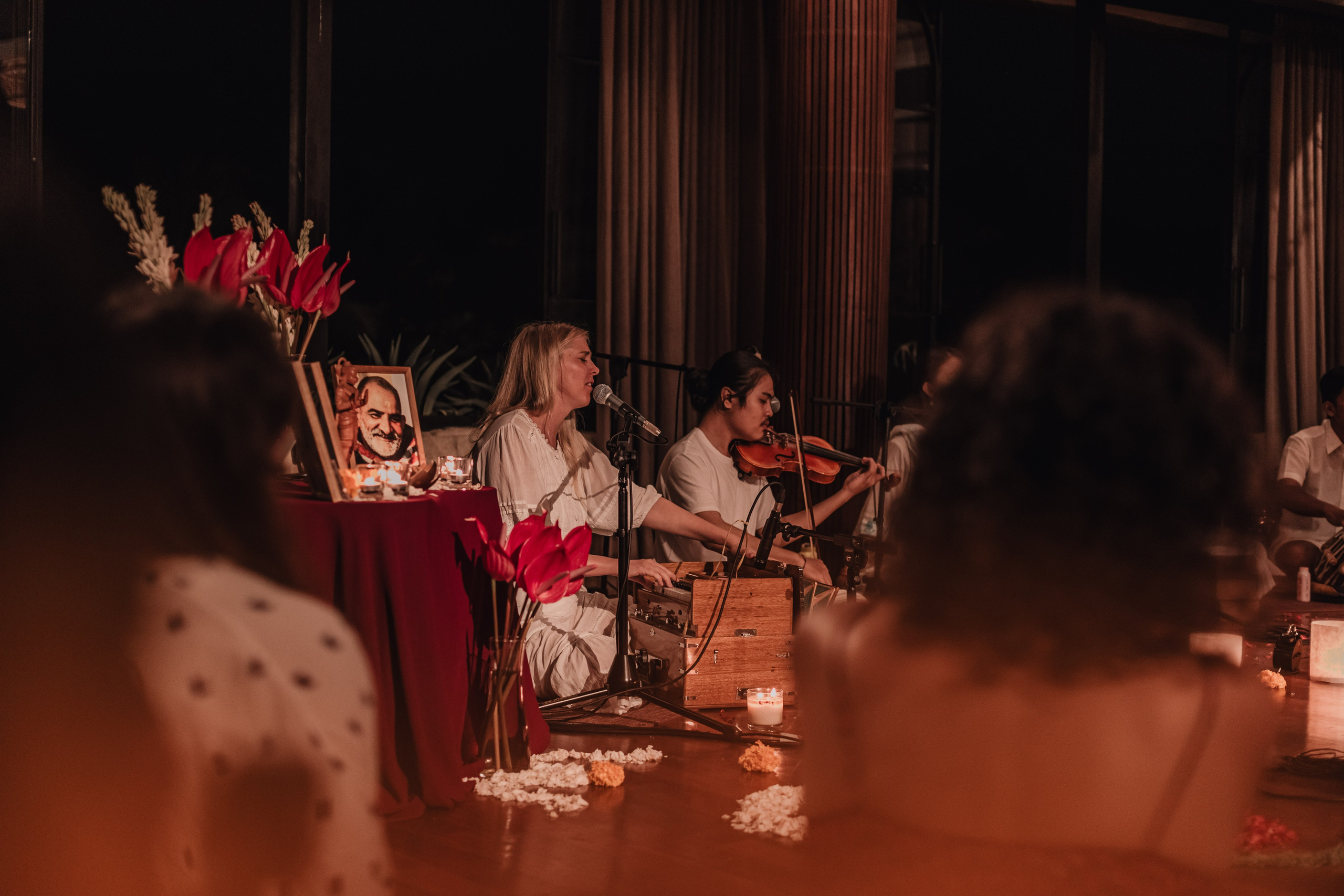 Kirtan at Soulshine nov. Мариам Багдасарян