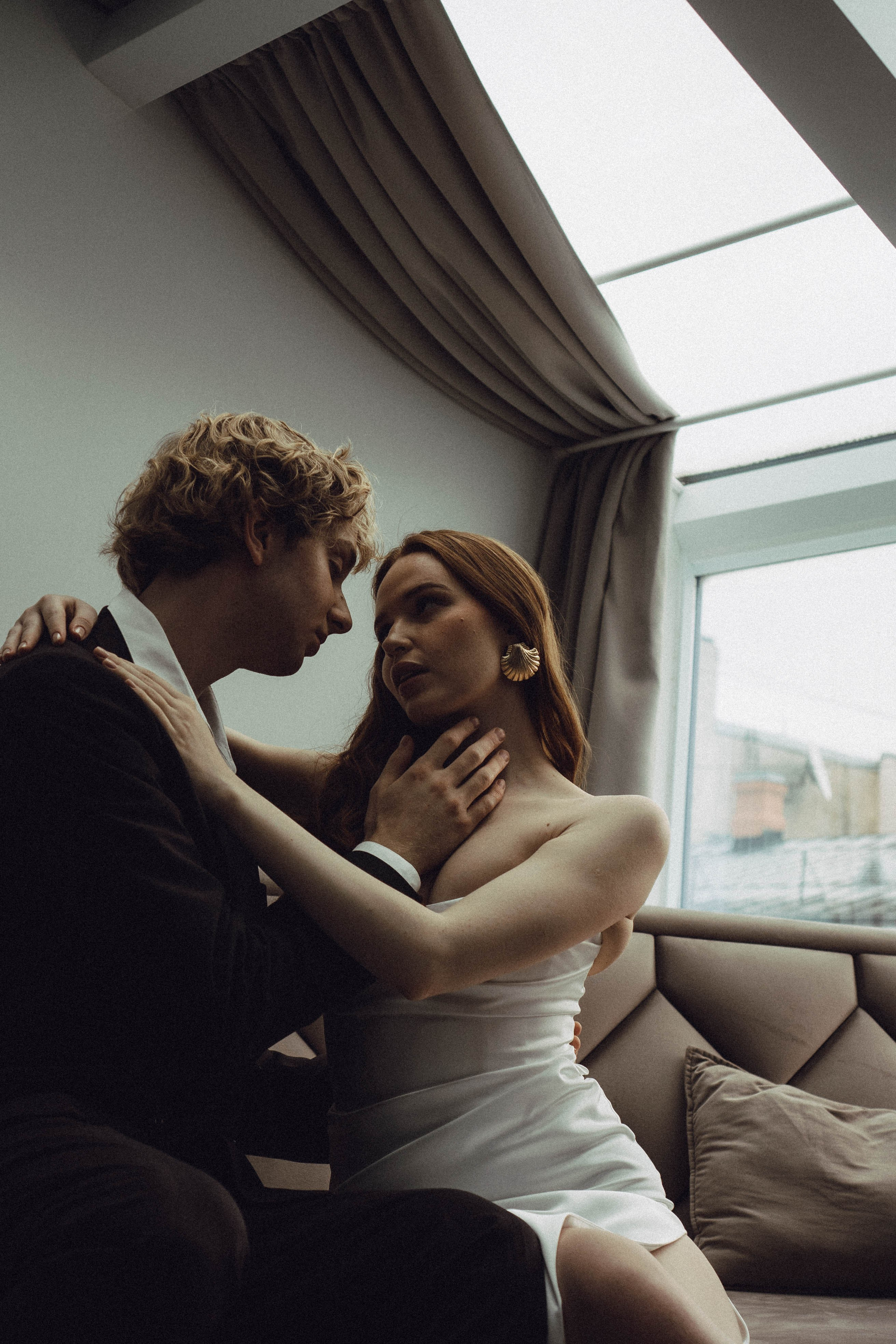 СВАДЕБНАЯ СЬЕМКА В ОТЕЛЕ. СБОРЫ ЖЕНИХА И НЕВЕСТЫ И ТАКЖЕ ТОР И ПОДГОТОВКА К ПРОГУЛКЕ. Профессиональный фотограф, Санкт-Петербург — Виктория Богомолова