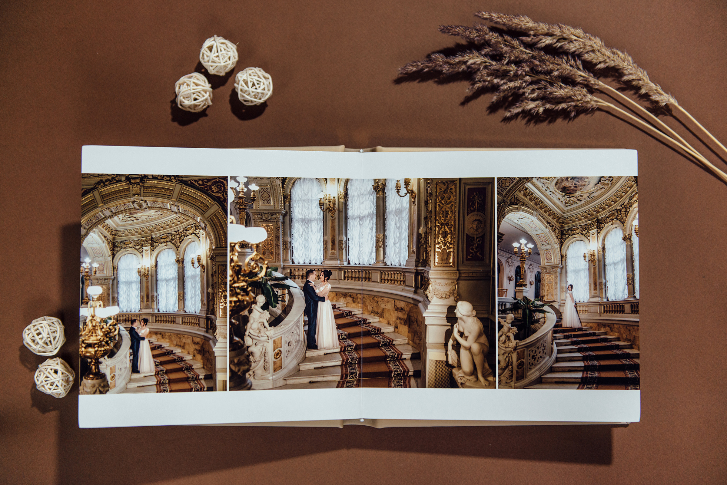 Заказать свадебную книгу в Санкт-Петербурге