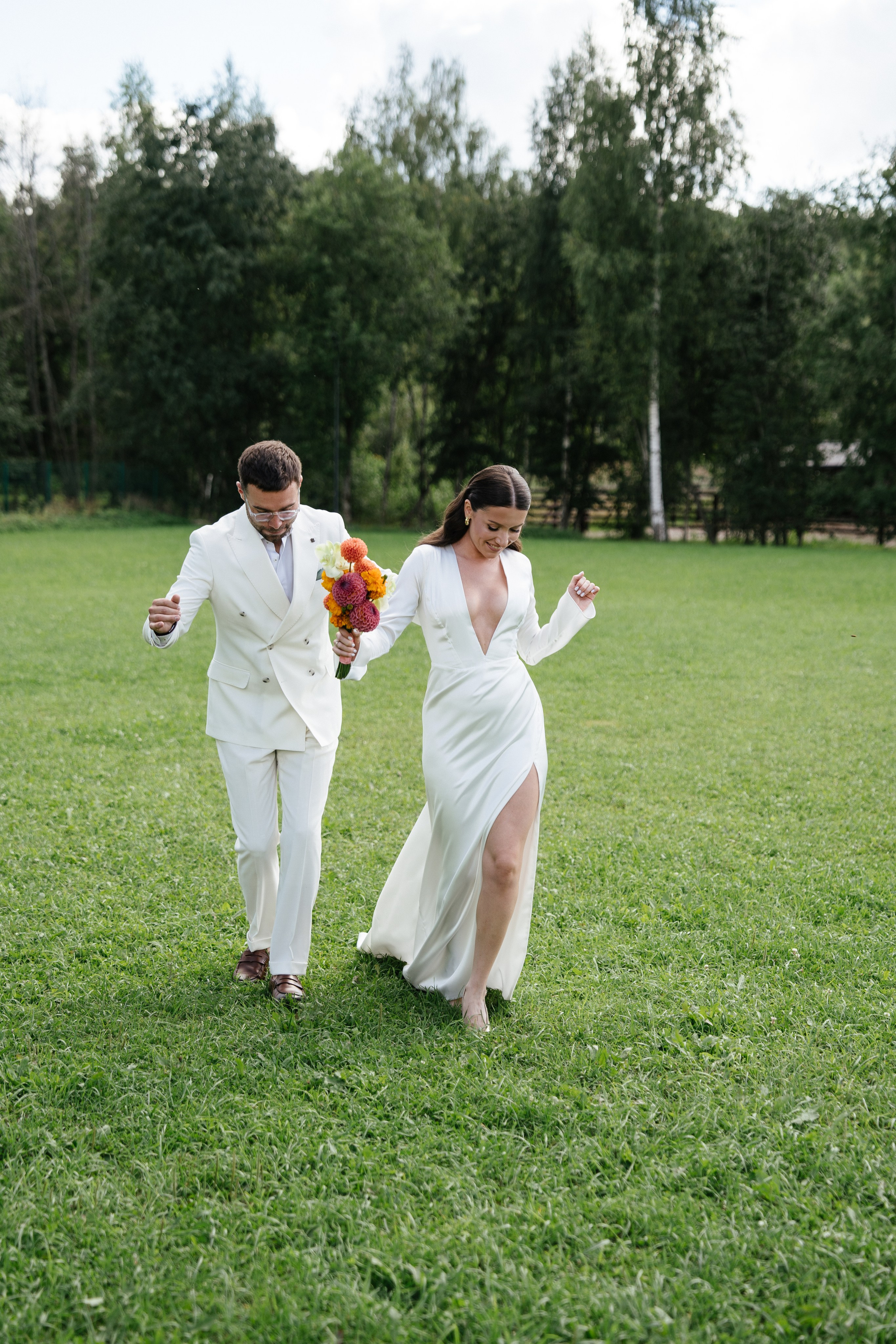 Валерия & Павел. Яркая свадьба в стиле модерн на природе. Свадебный фотограф организатор в Санкт-Петербурге Ассоль Опарина