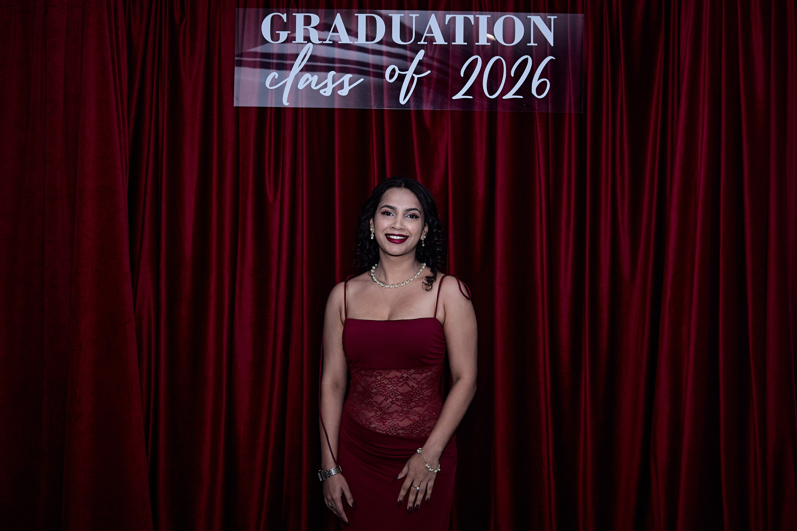 Выпускной КГМУ / Graduation 2026. Репортажный и портретный фотограф Казань / Горячих Полина
