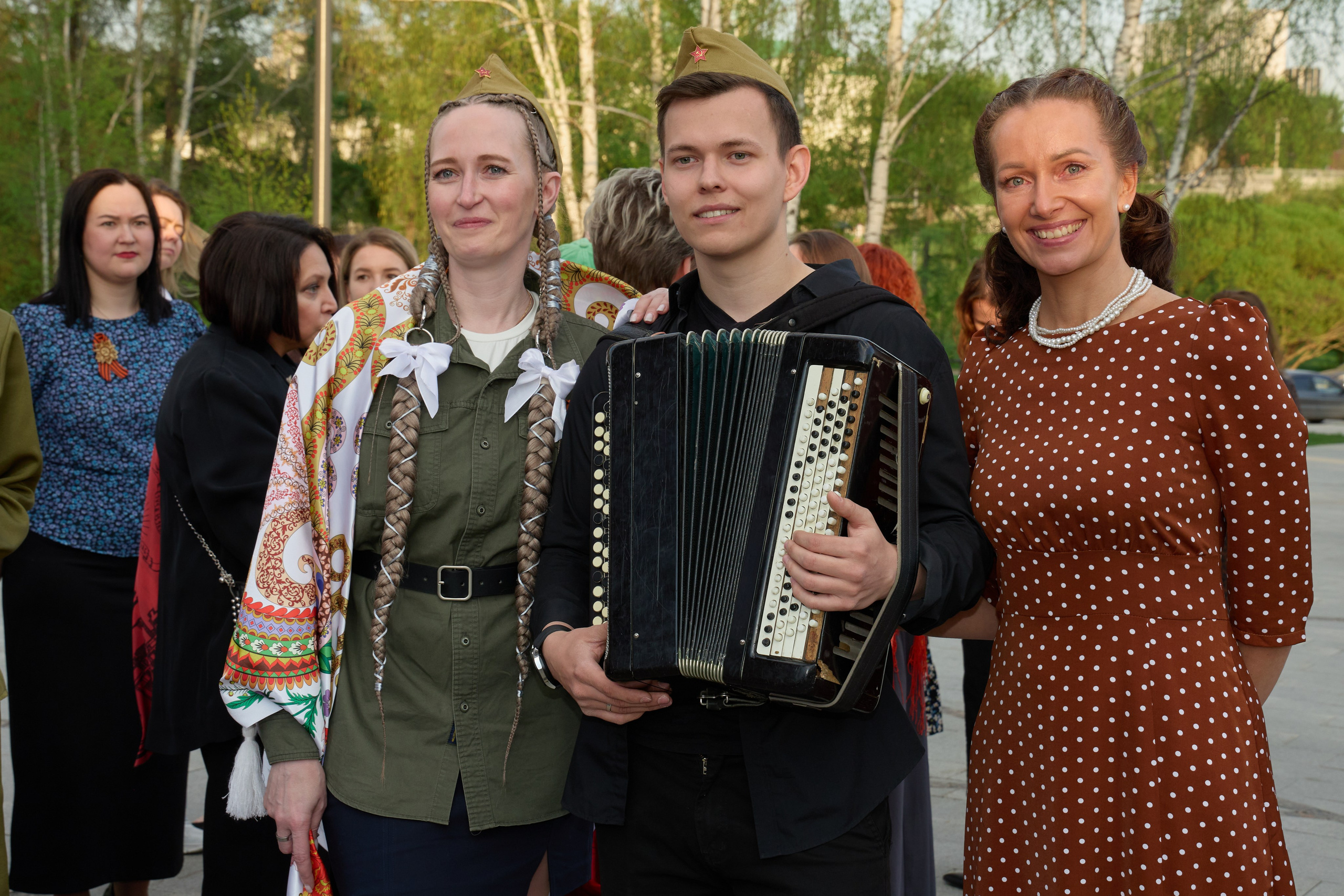 Катюши поют в Екатеринбурге. Главная
