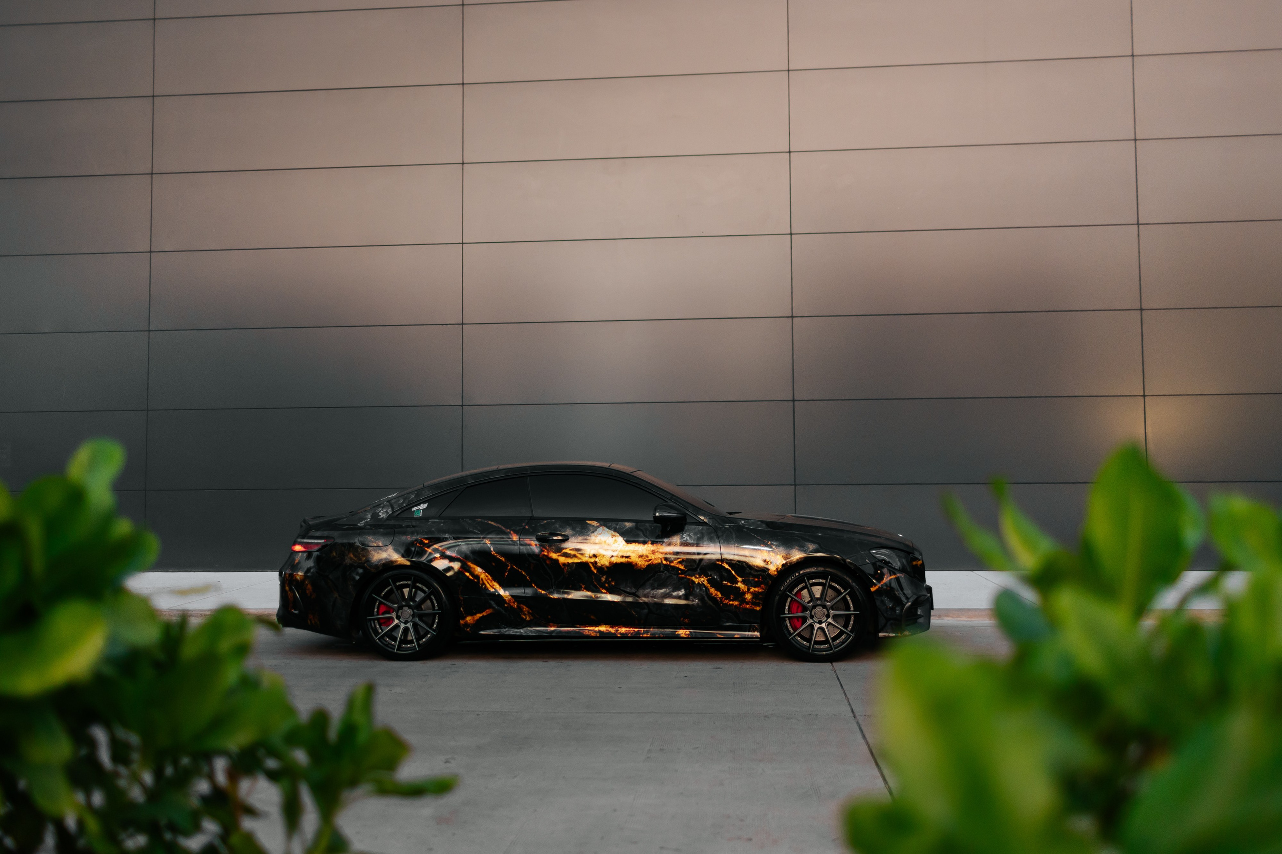 Mercedes Benz E 53. Фотограф в на Пхукете Сергей Войлоков