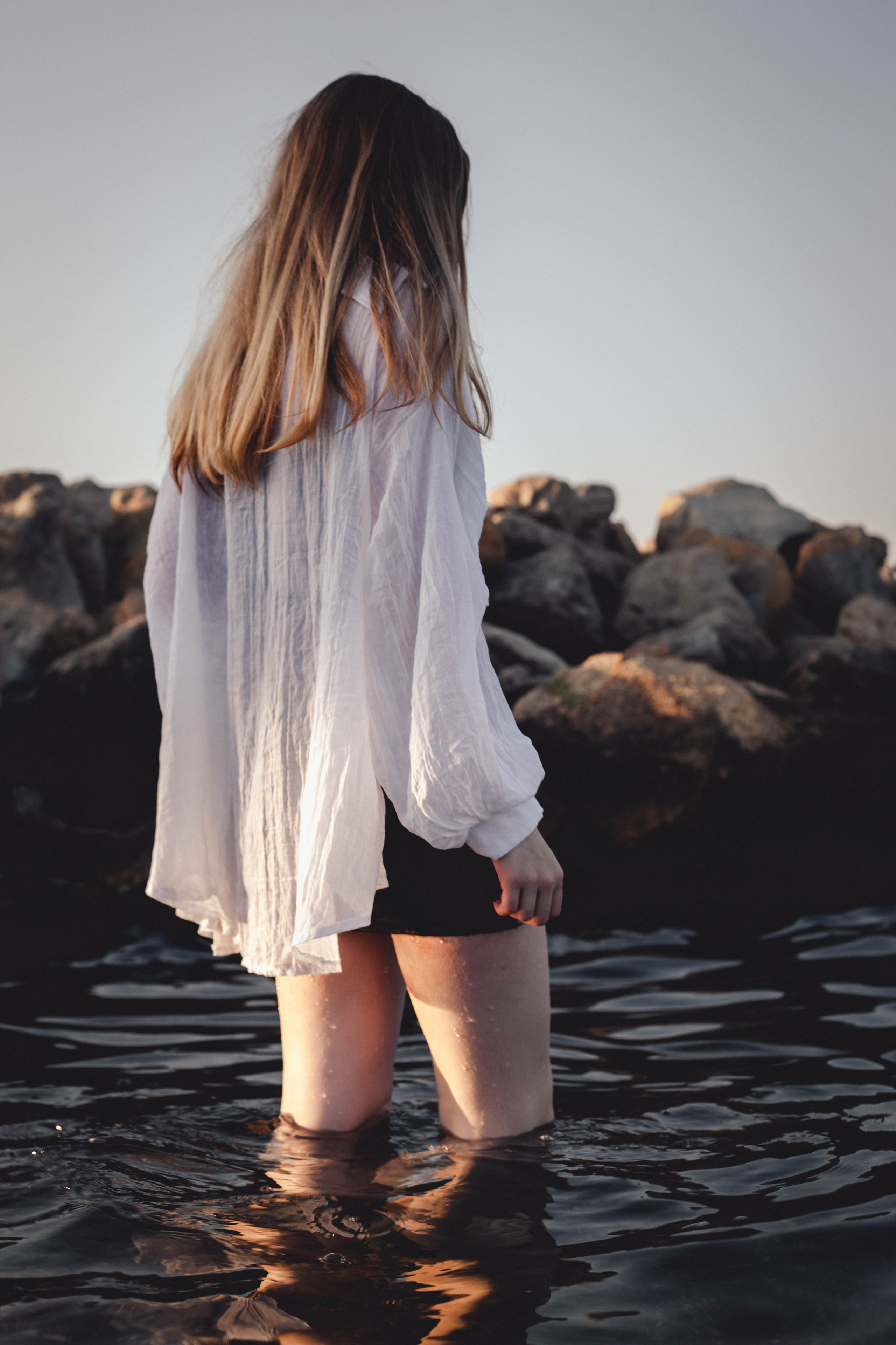 Поцелуи Волн. Уличный фотограф Города N