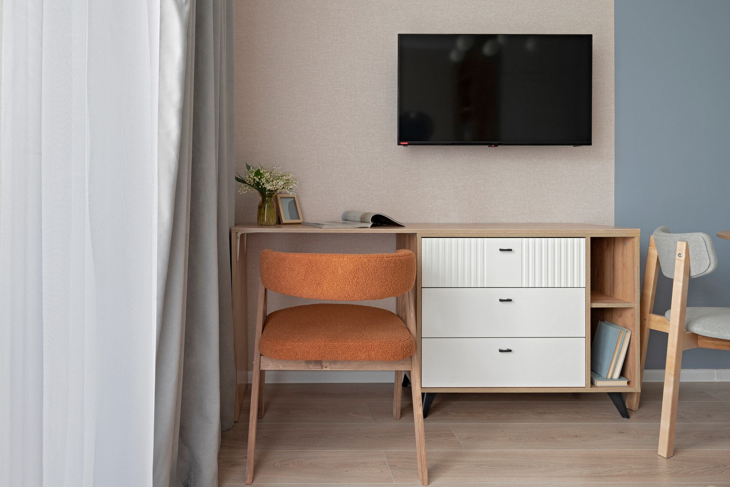 Любоград. Главная