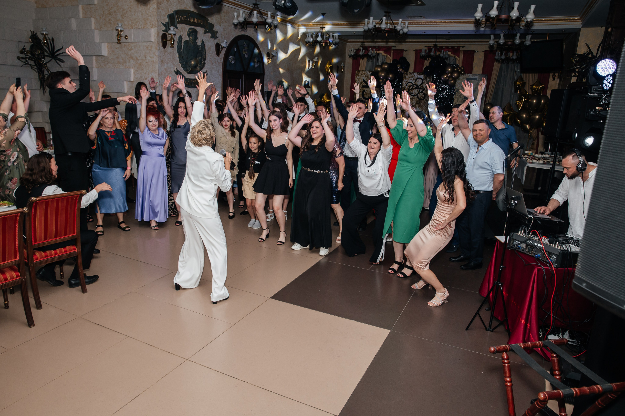 Выпускной 11 класс. Фотограф Любава Колесник. Выпускные альбомы в Крымском районе