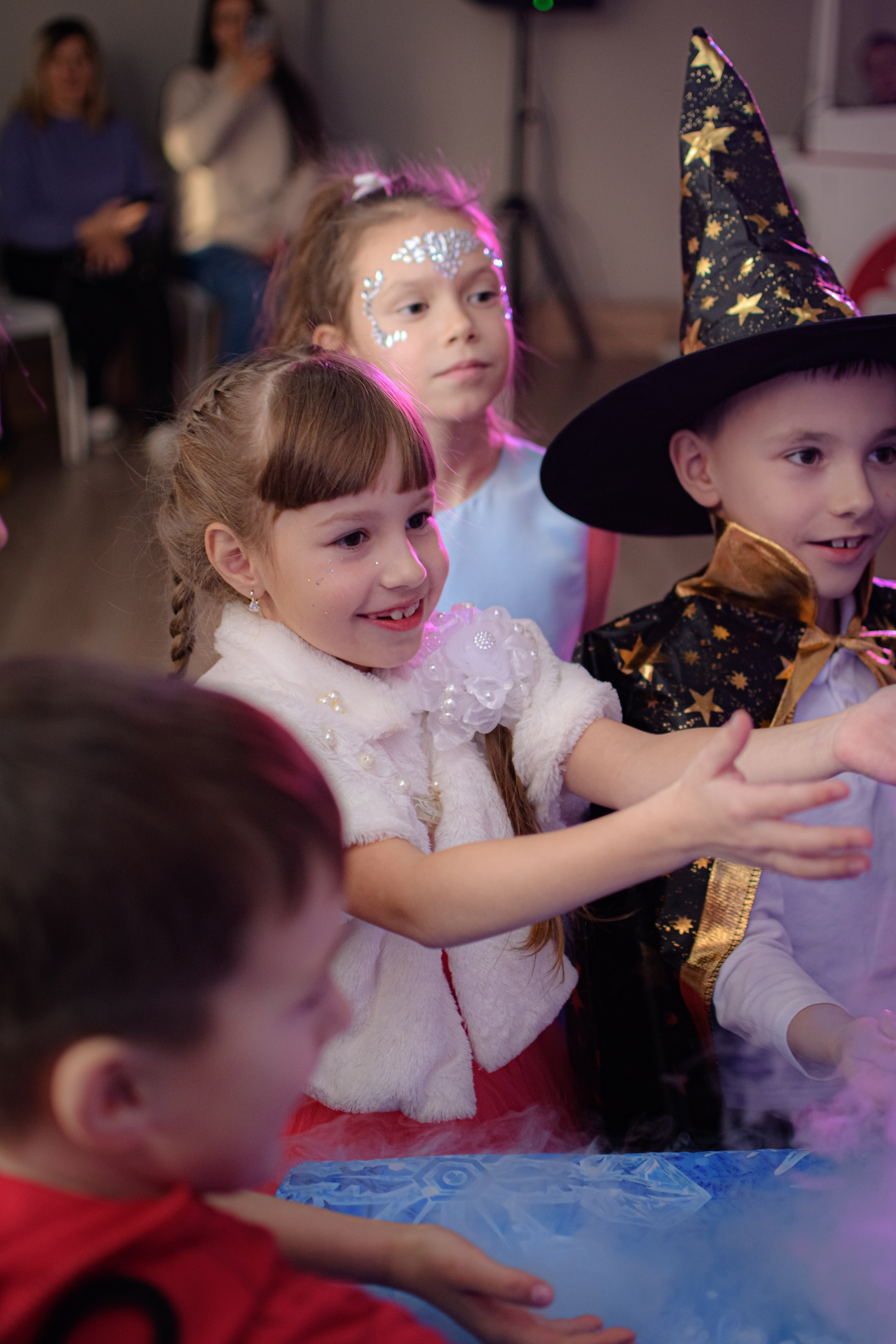 HAPPY NEW YEAR. Photokarish