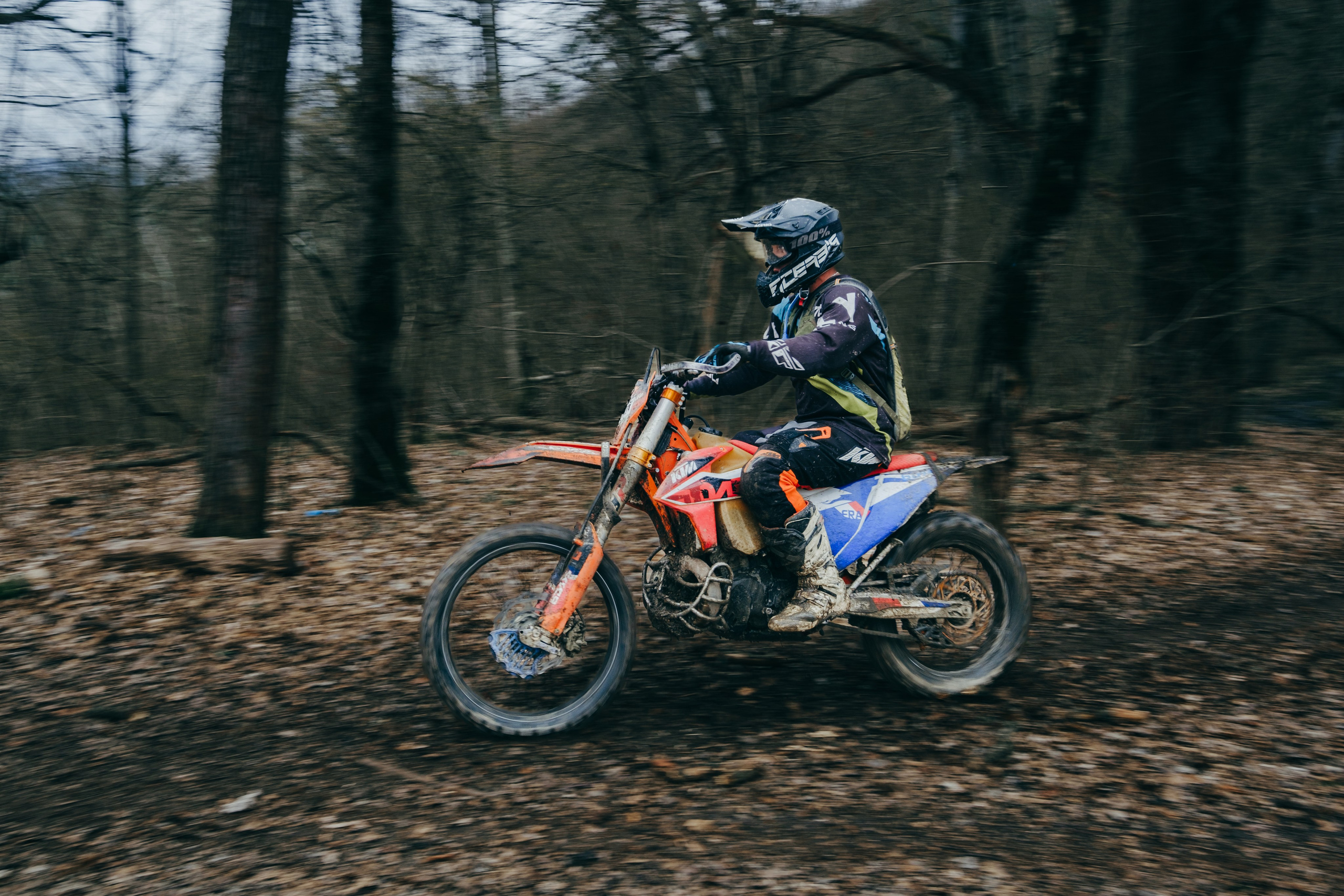 Эндуро Фест от Shamax Motors (Краснодар). Свадебный фотограф Денис Ожигин в Краснодаре и крае. Эмоциональная и стильная съемка вашего дня