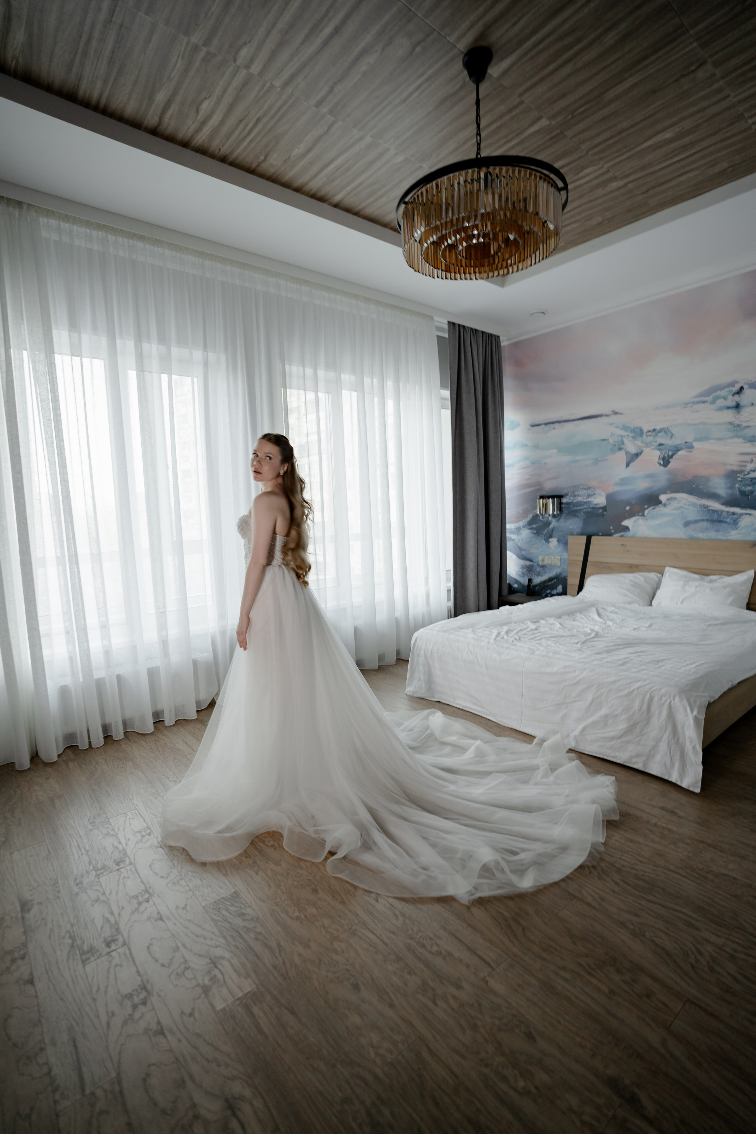 СВАДЕБНАЯ СЬЕМКА СБОРОВ В ОТЕЛЕ И ВЫЕЗД НА ЦЕРЕМОНИЮ (СНЯТО В СИБИРЕ В НИЖНЕВАРТОВСКЕ). Профессиональный фотограф, Санкт-Петербург — Виктория Богомолова