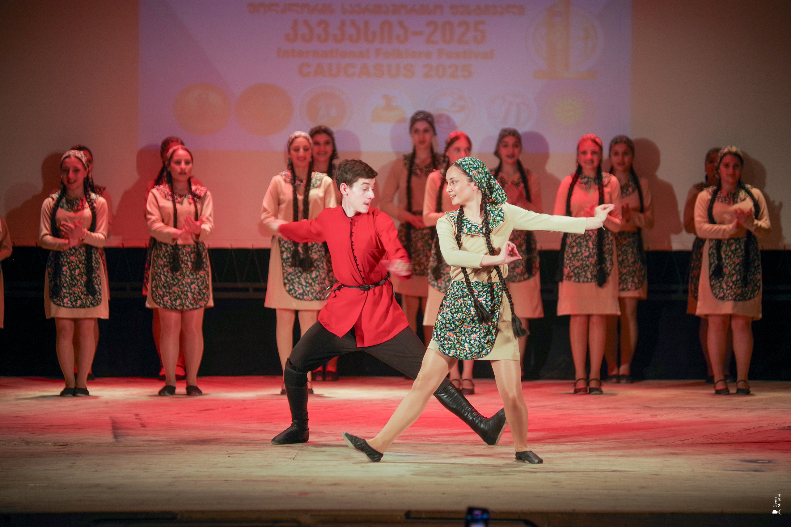 Танцы в прекрасном Они. Портретный фотограф Денис Милютин