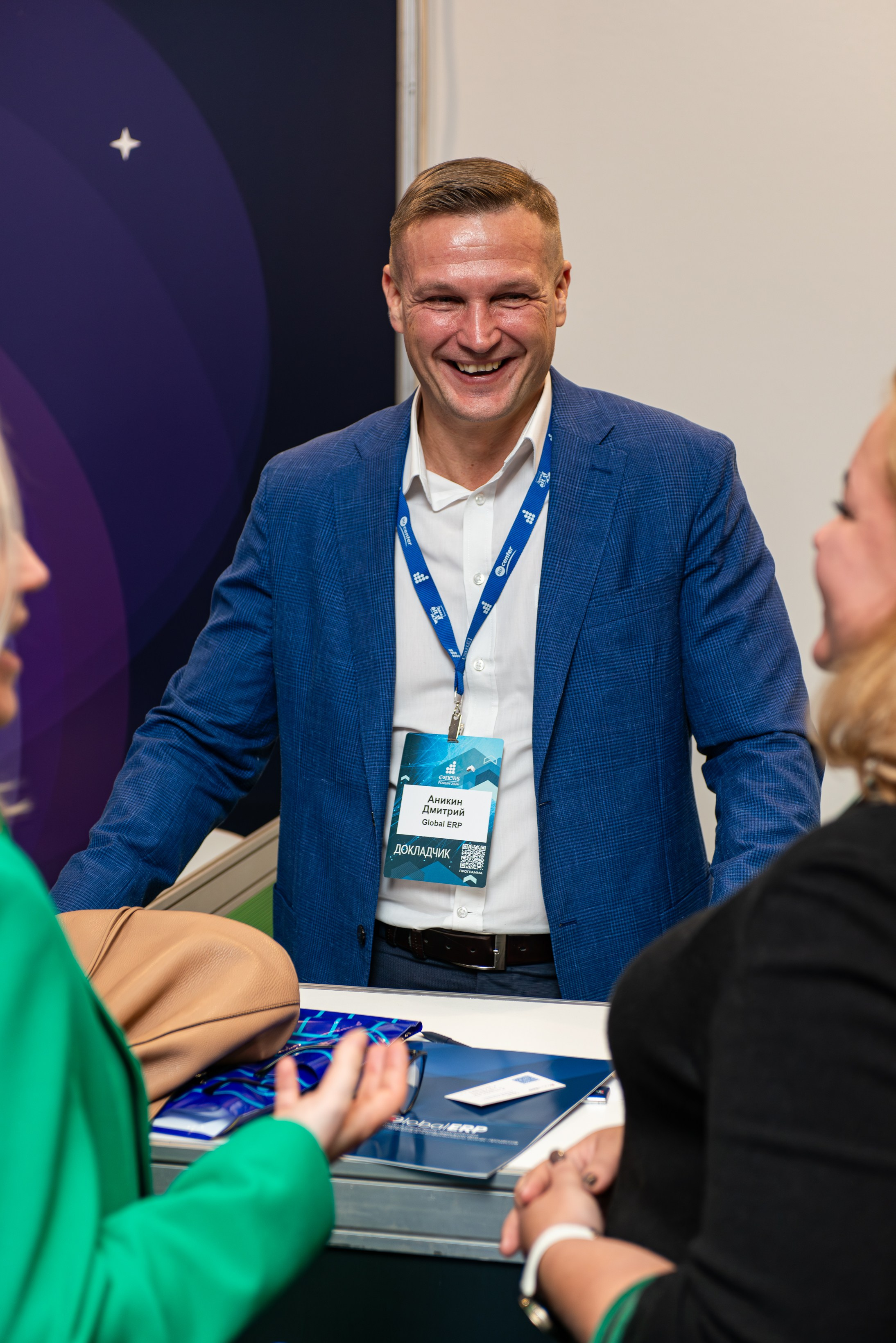 Репортажная съёмка CNews. Репортажный и персональный фотограф в Москве