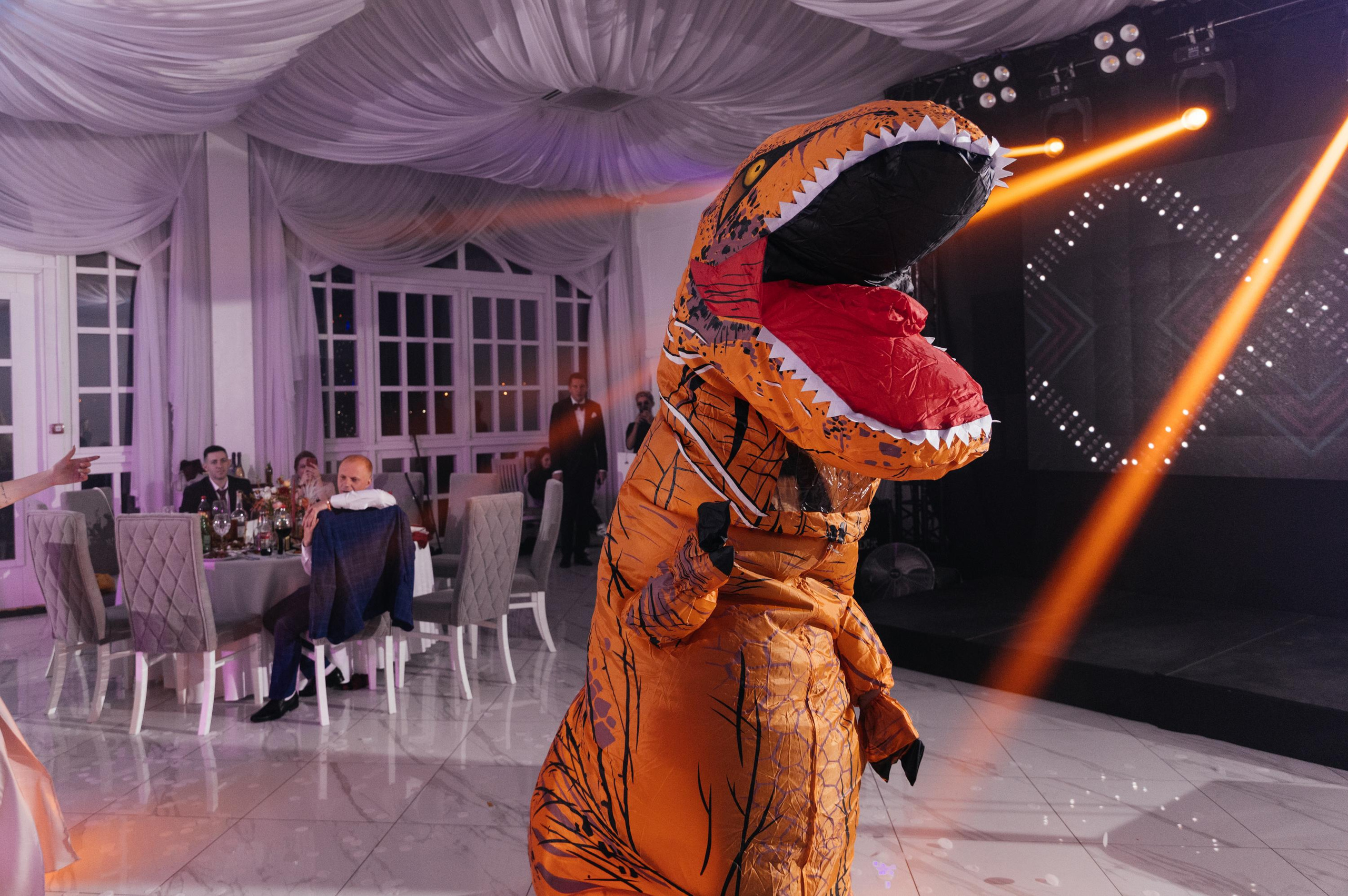 Wedding and family photographer in Dubai Vasilii Albul