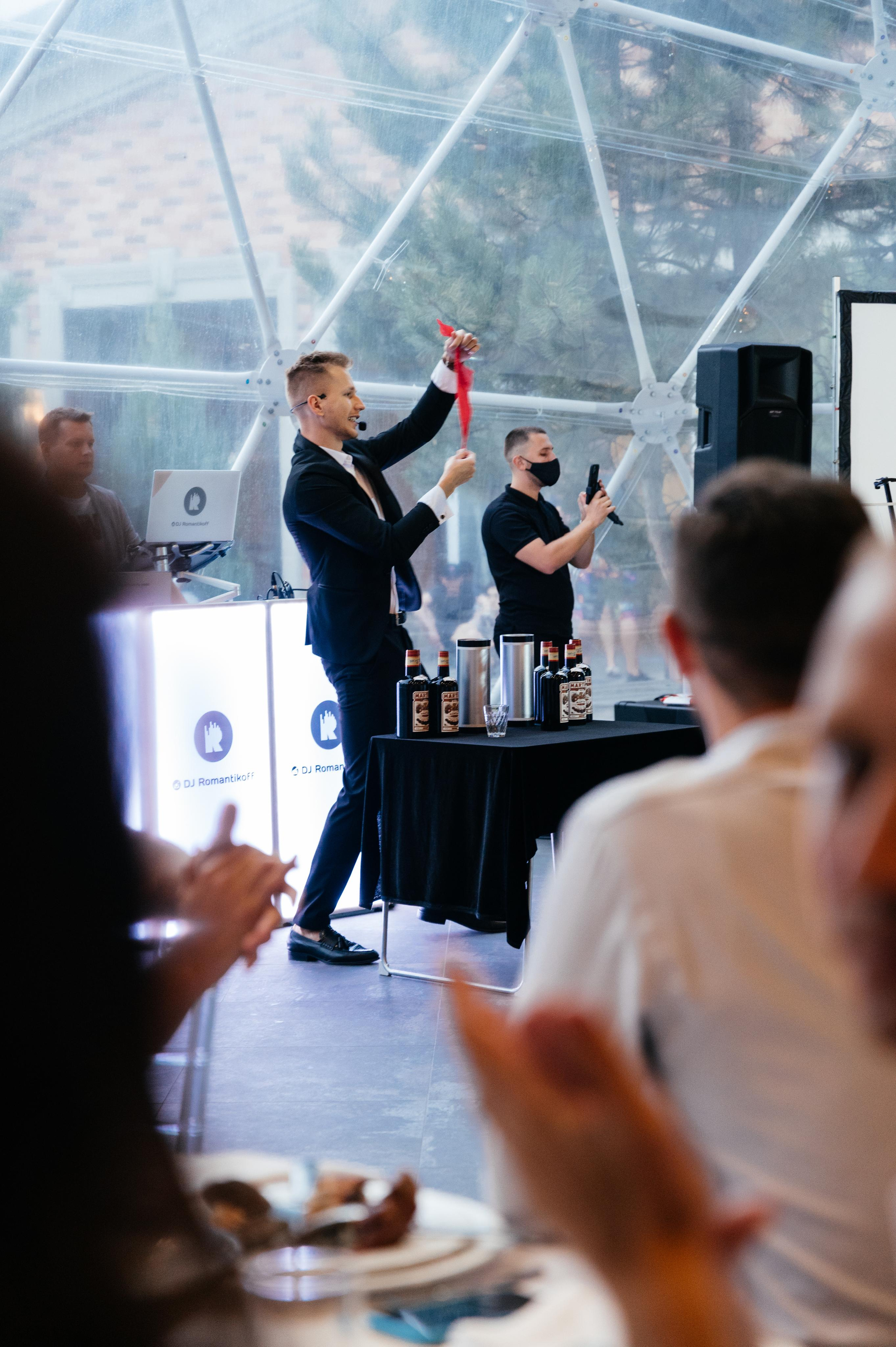 Wedding and family photographer in Dubai Vasilii Albul