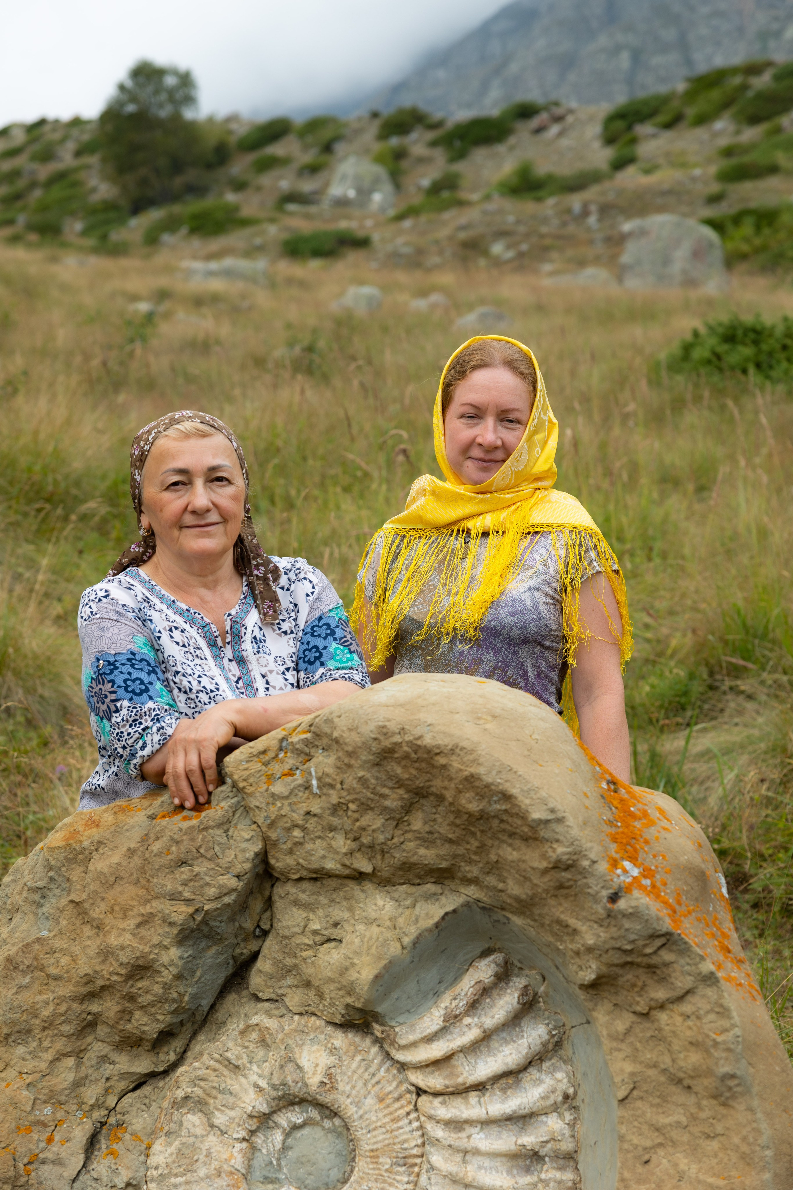 Женщины в Безенги, Черекский район, Кабардино-Балкарская Республика. Фотограф Красная Поляна — Сочи — Москва