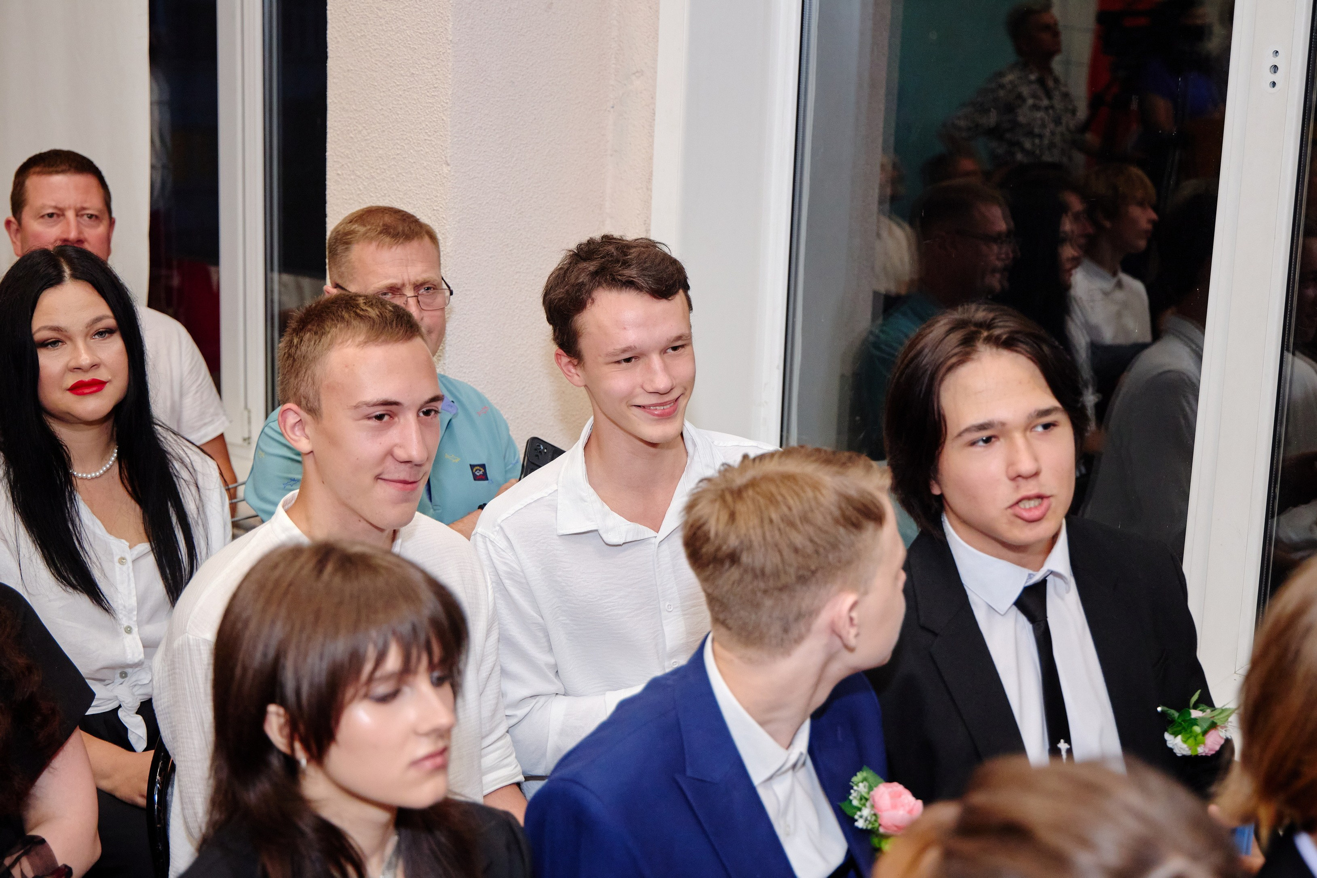 Выпускной 35 Сош. Фотограф Выпускные альбомы Таганрог Сергей Коробченко