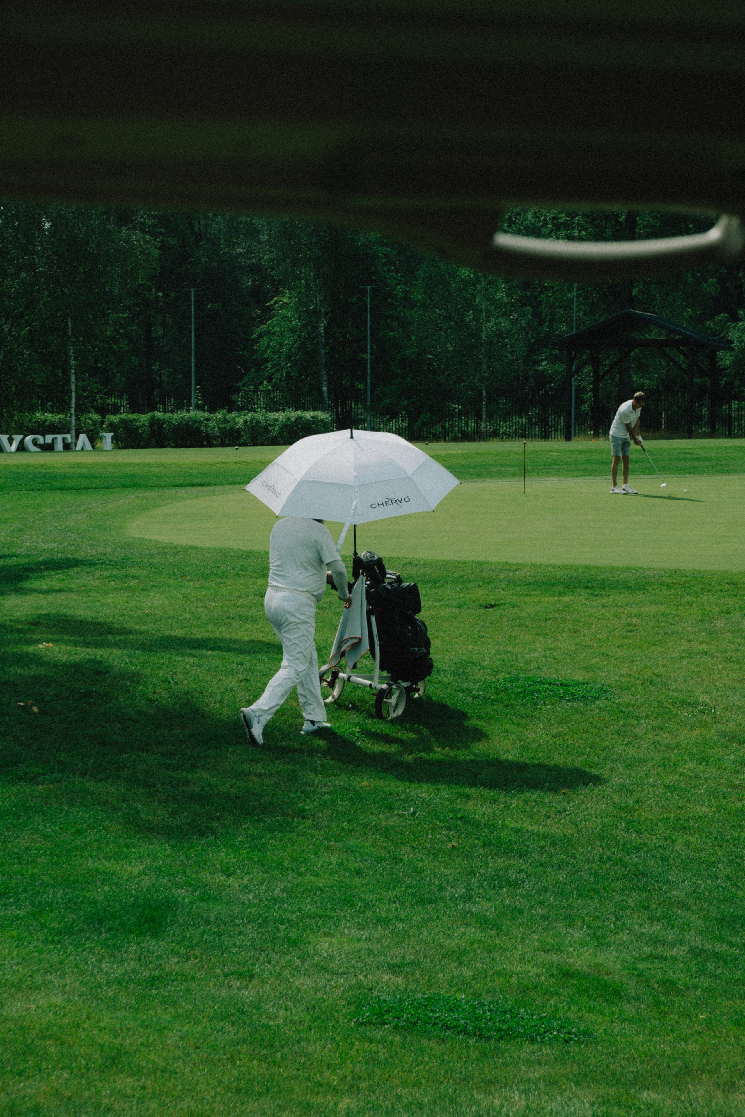 Журнал «ГОЛЬФ» Пестово. Бэкстейдж и репортажный фотограф в Москве Артем Онацко