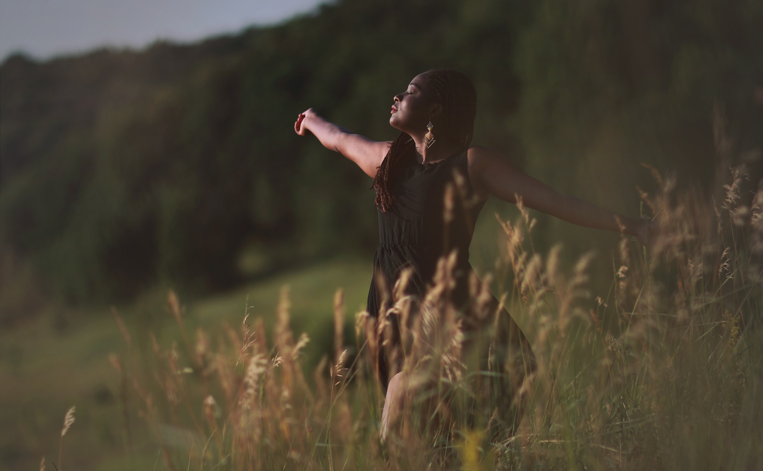 Свадебные и персональные фотосессии. Бронирование в Telegram: Vitaly_team. Свадебный видеограф и фотограф в Пензе Виталий Гинзбург