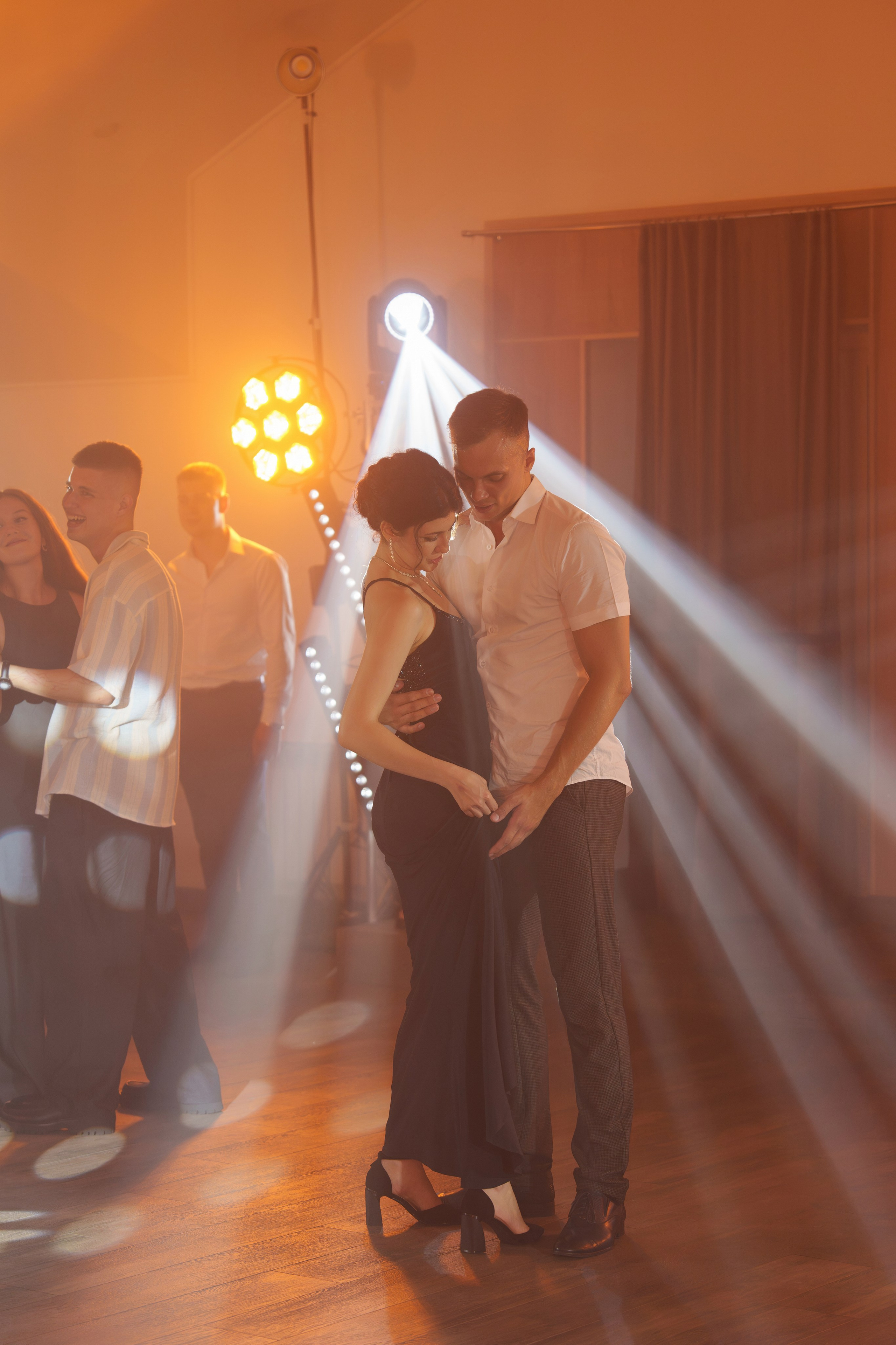 Евгений и Дарья (Пакет «MAXI» Брянск). Свадебный и репортажный фотограф Элина Козырьянова