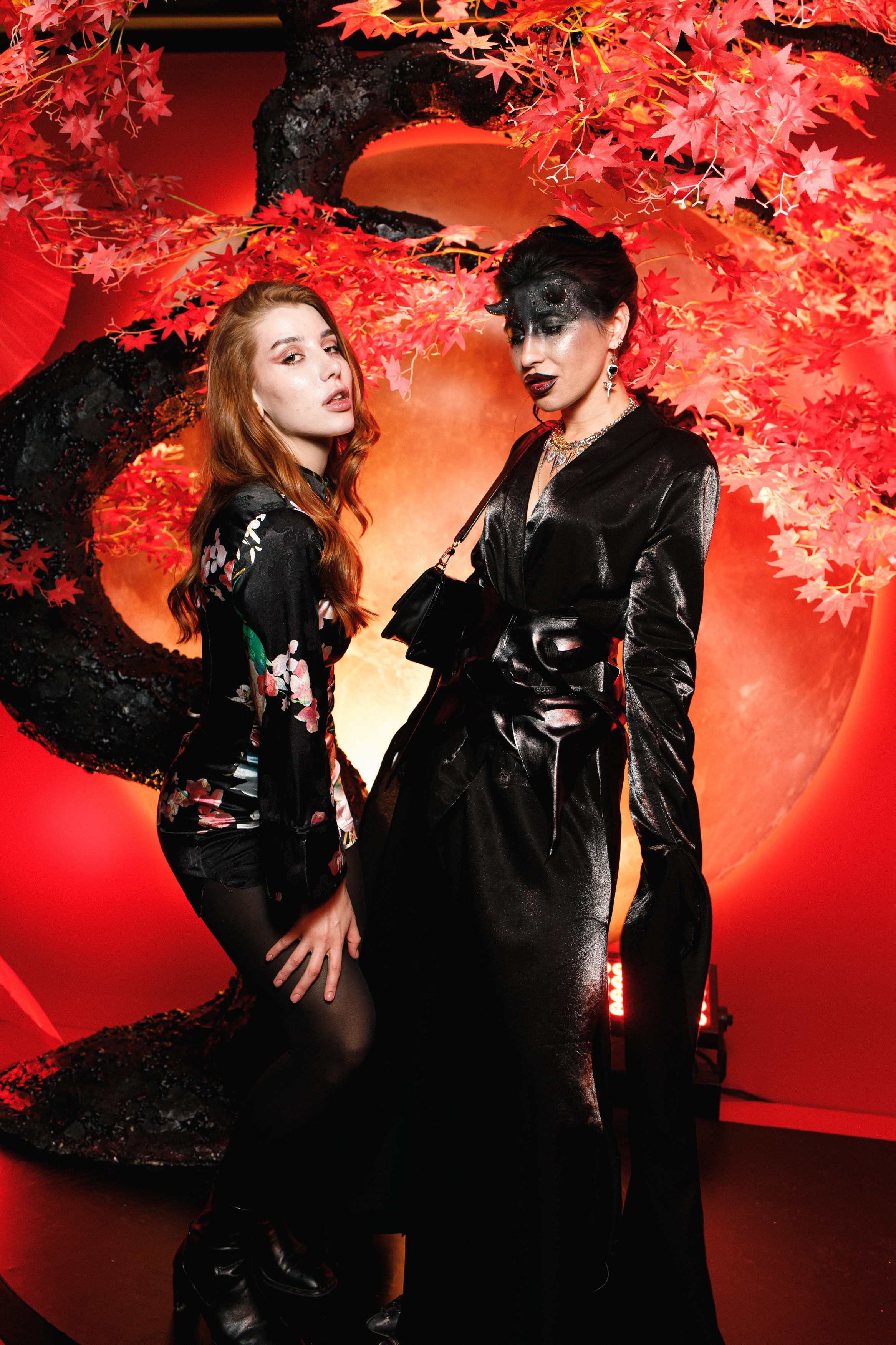 ILLEGAL FRIENDS | ASIA. СВОИ. ФОТООТЧЕТЫ-СОБЫТИЯ-МЕСТА