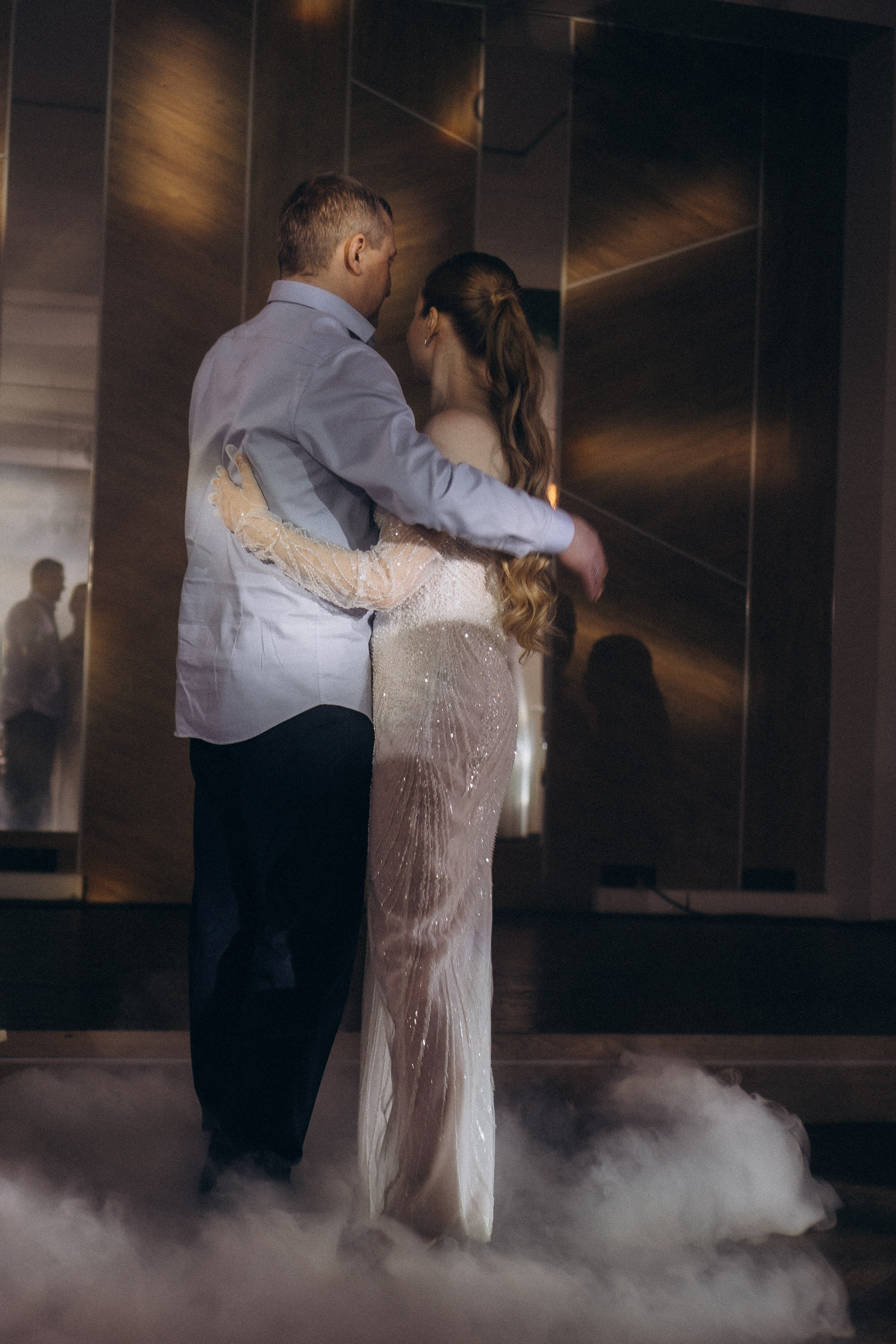 СВАДЕБНАЯ СЬЕМКА СБОРОВ В ОТЕЛЕ И ВЫЕЗД НА ЦЕРЕМОНИЮ (СНЯТО В СИБИРЕ В НИЖНЕВАРТОВСКЕ). Профессиональный фотограф, Санкт-Петербург — Виктория Богомолова