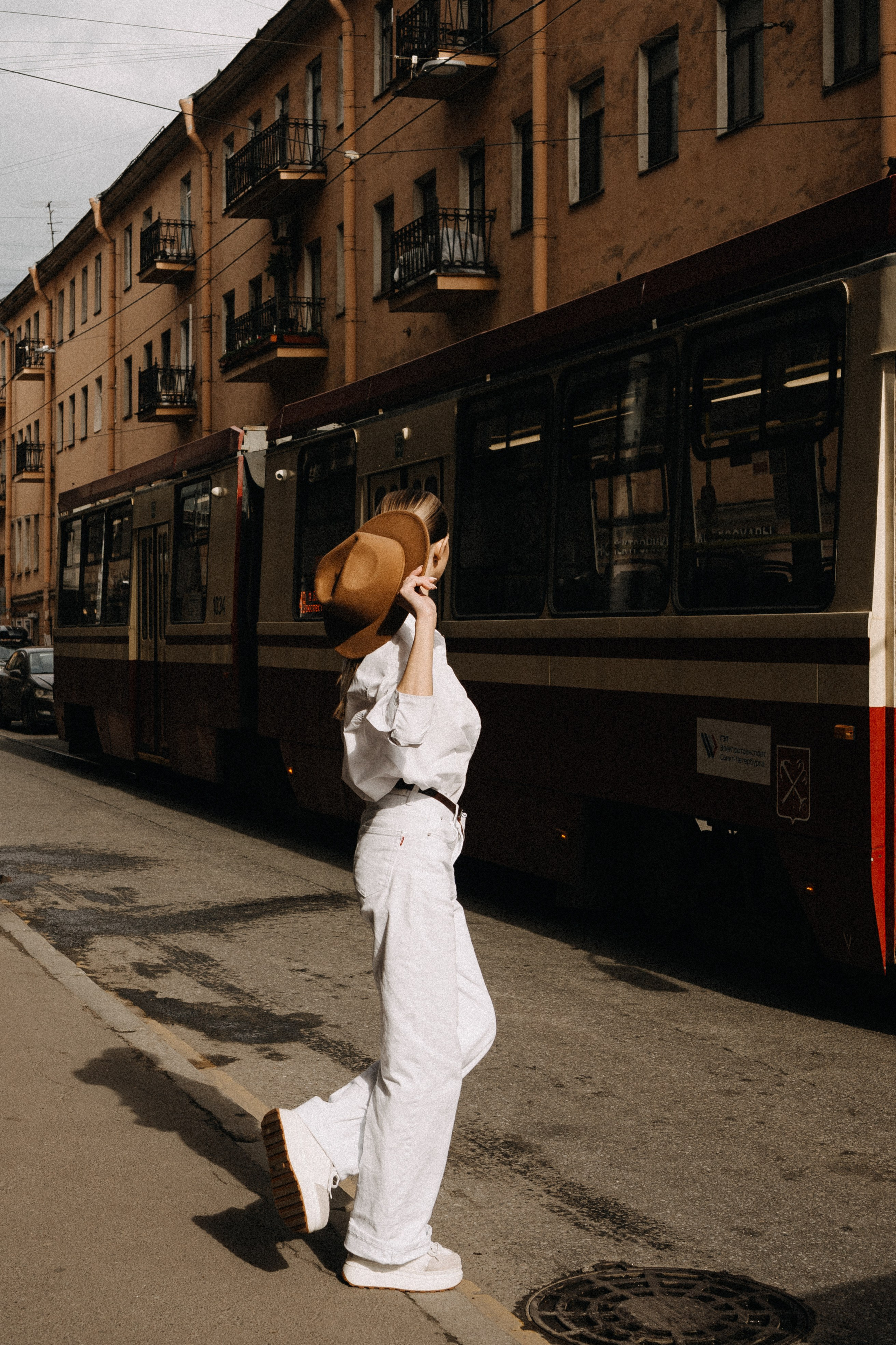 МЫ ГУЛЯЛИ ПРО КРЫШАМ ПИТЕРА. Профессиональный фотограф, Санкт-Петербург — Виктория Богомолова