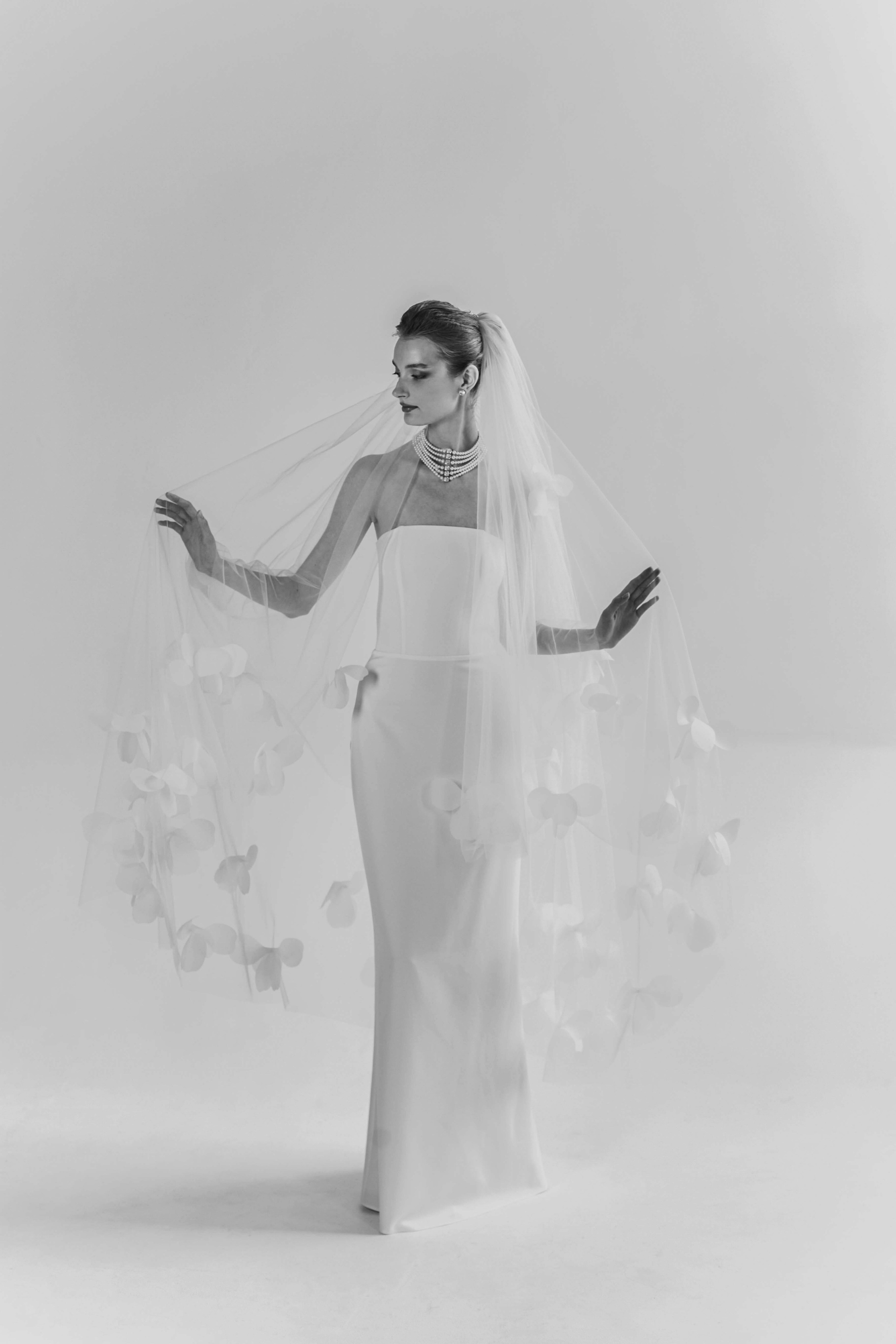 Сара. Свадебный салон-ателье Бонжур в Минске Bonjour