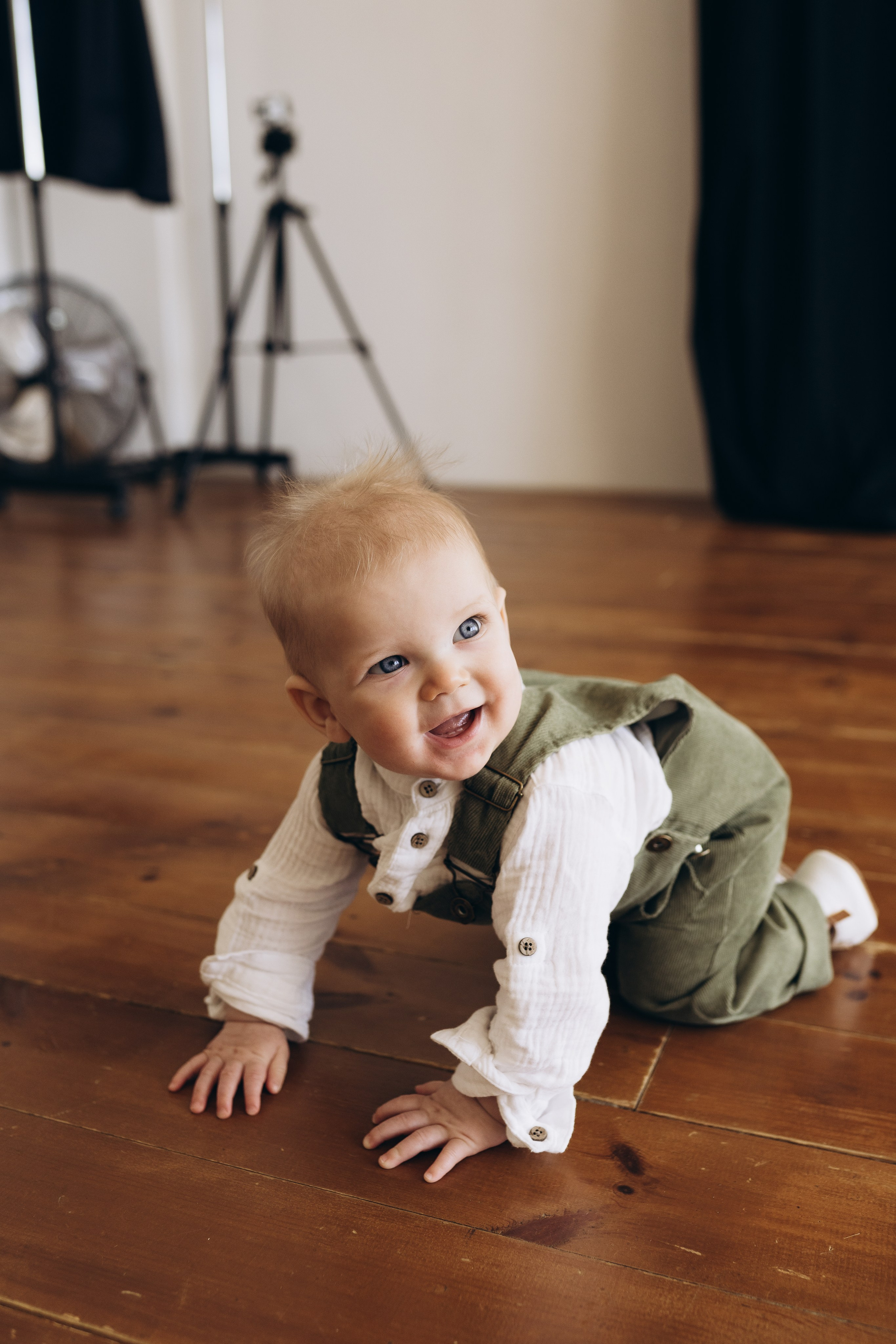 Семейная фотосессия в студии в Москве, семейный фотограф Анна Полушина. Свадебный фотограф в Москве Анна Полушина