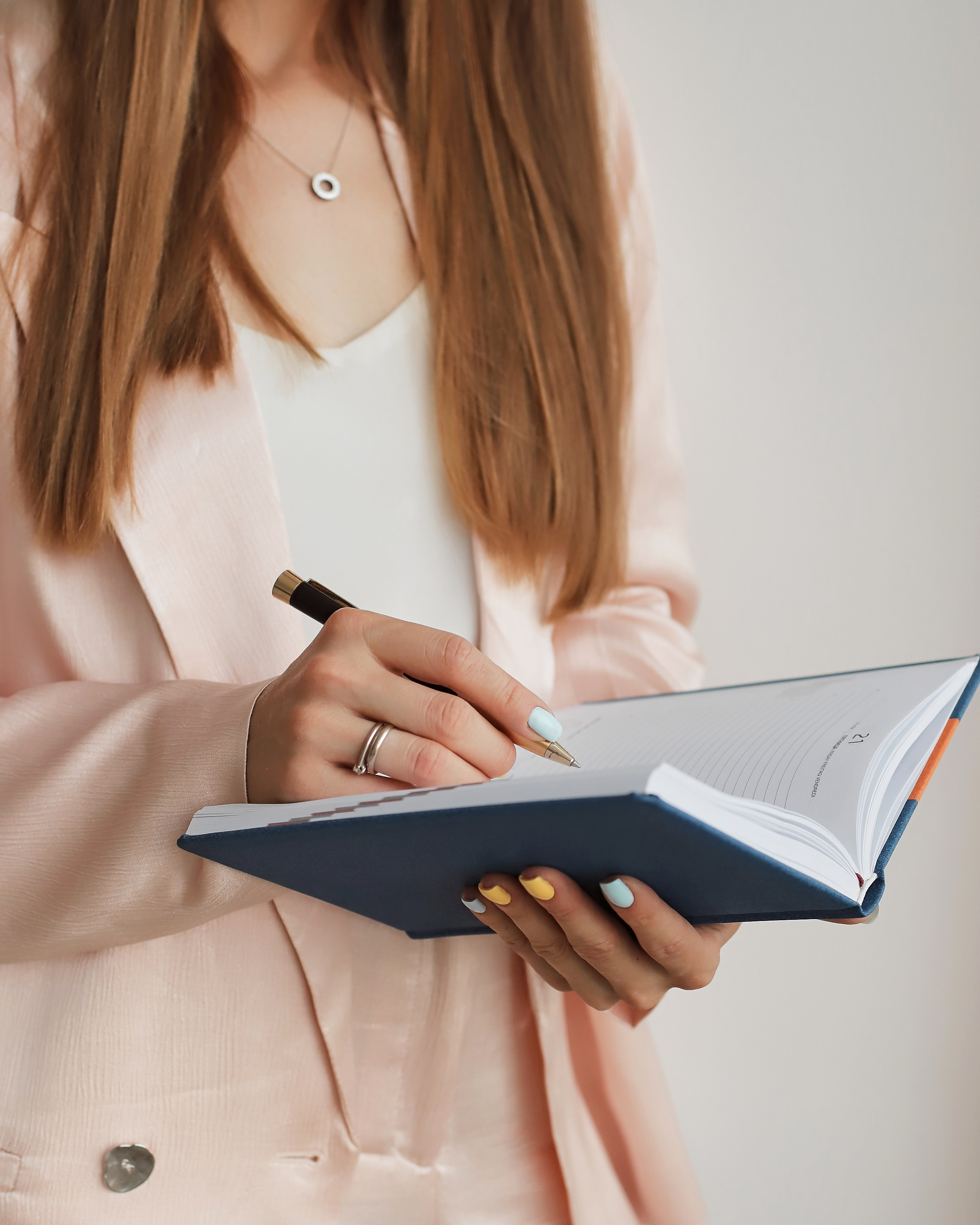 Индивидуальный женский портрет в студии