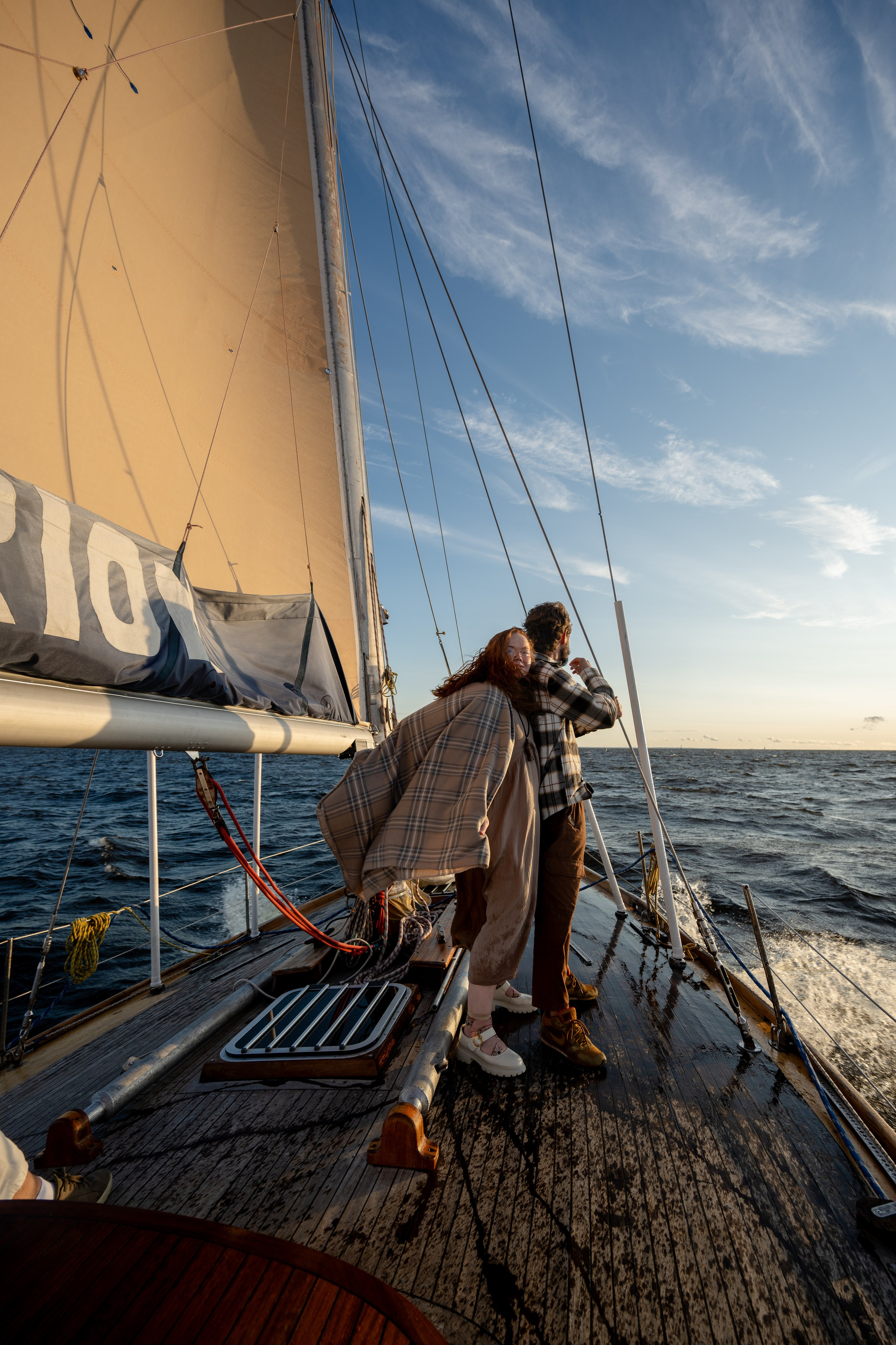 Даниил и Виктория. Яхта. Свадебный и семейный фотограф в СПб Валерия Фомичева