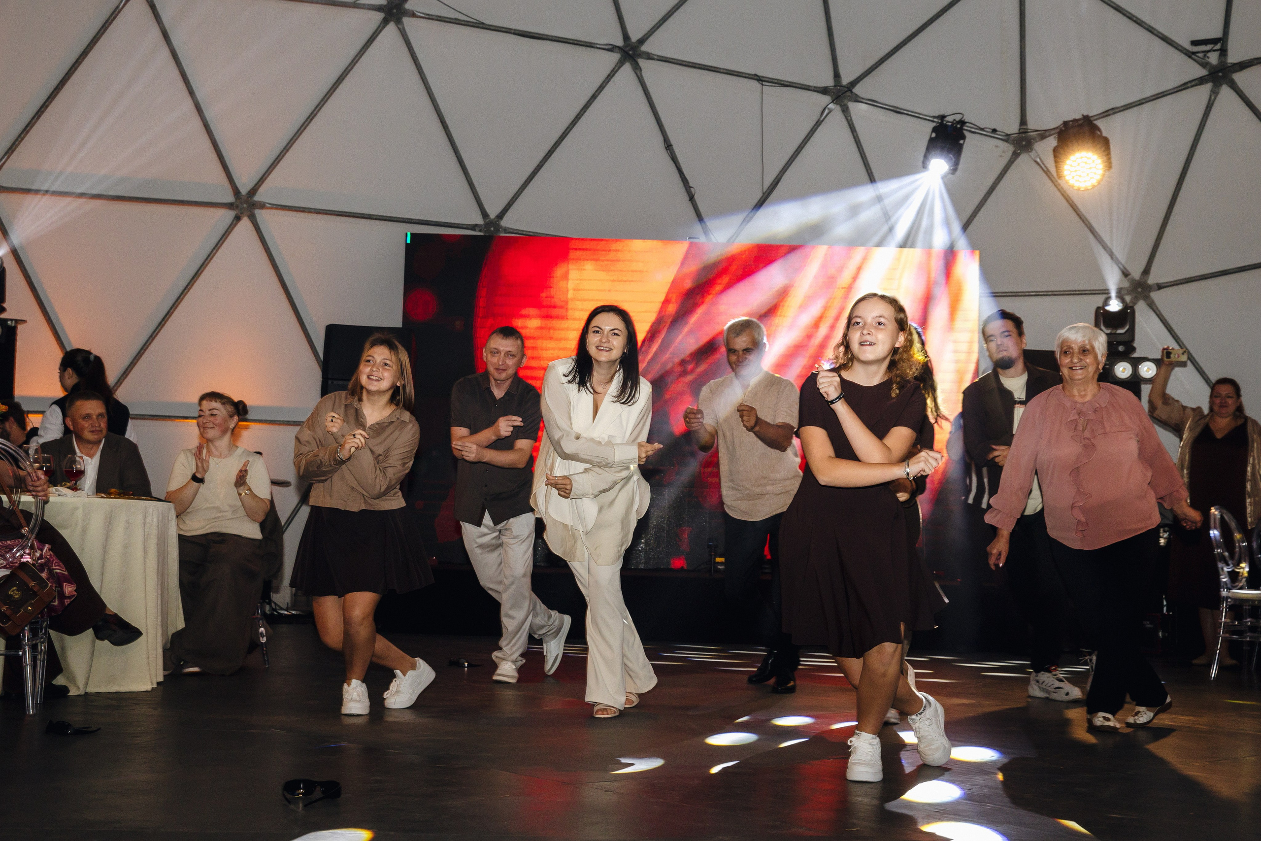 Константин и Ксения. Свадебные фотографы в г. Сургут Маркова Наталья и Замахина Елена